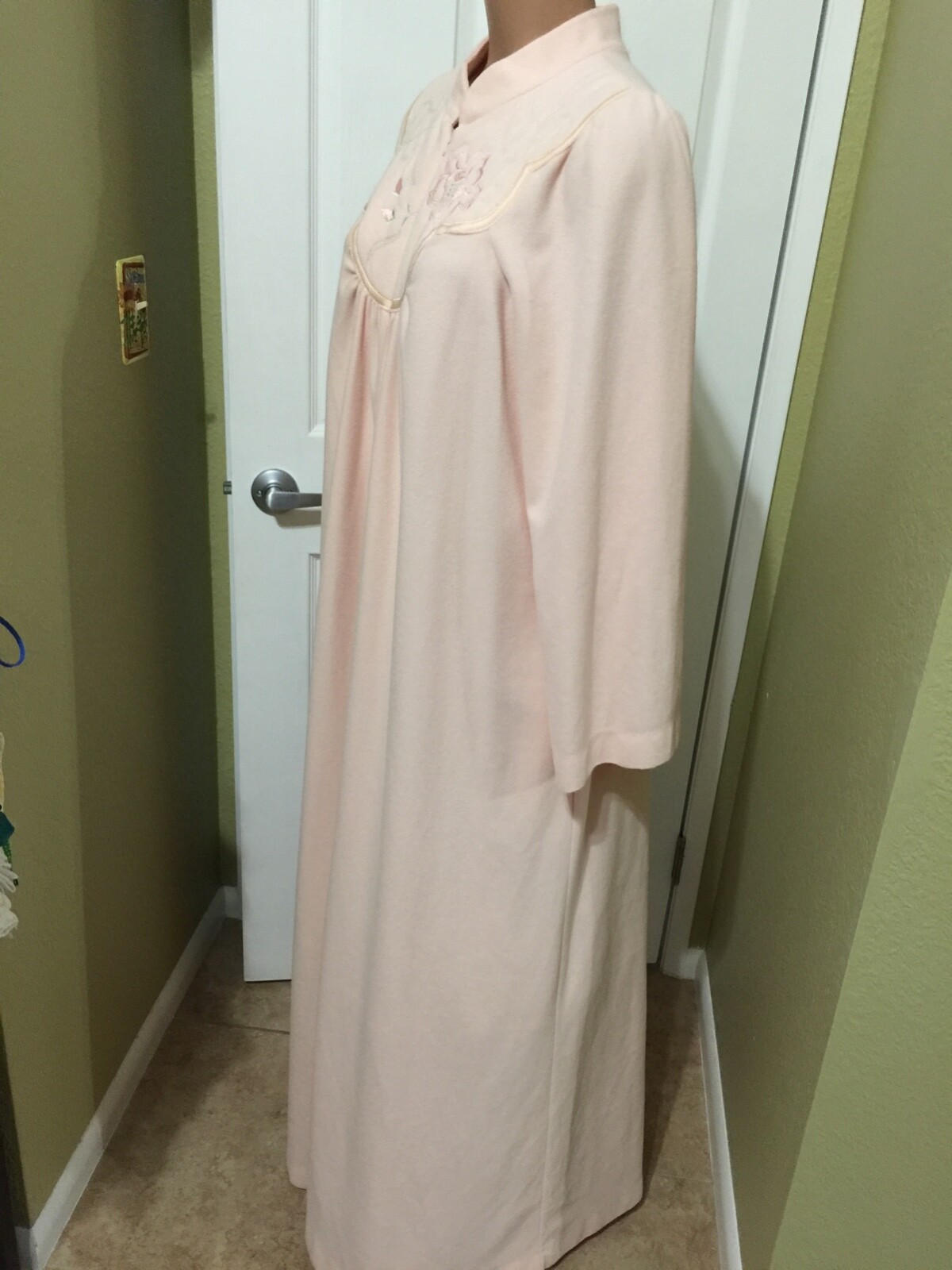 Vintage fleece robe warm soft pink long 3/4 zip front embroidered size L
