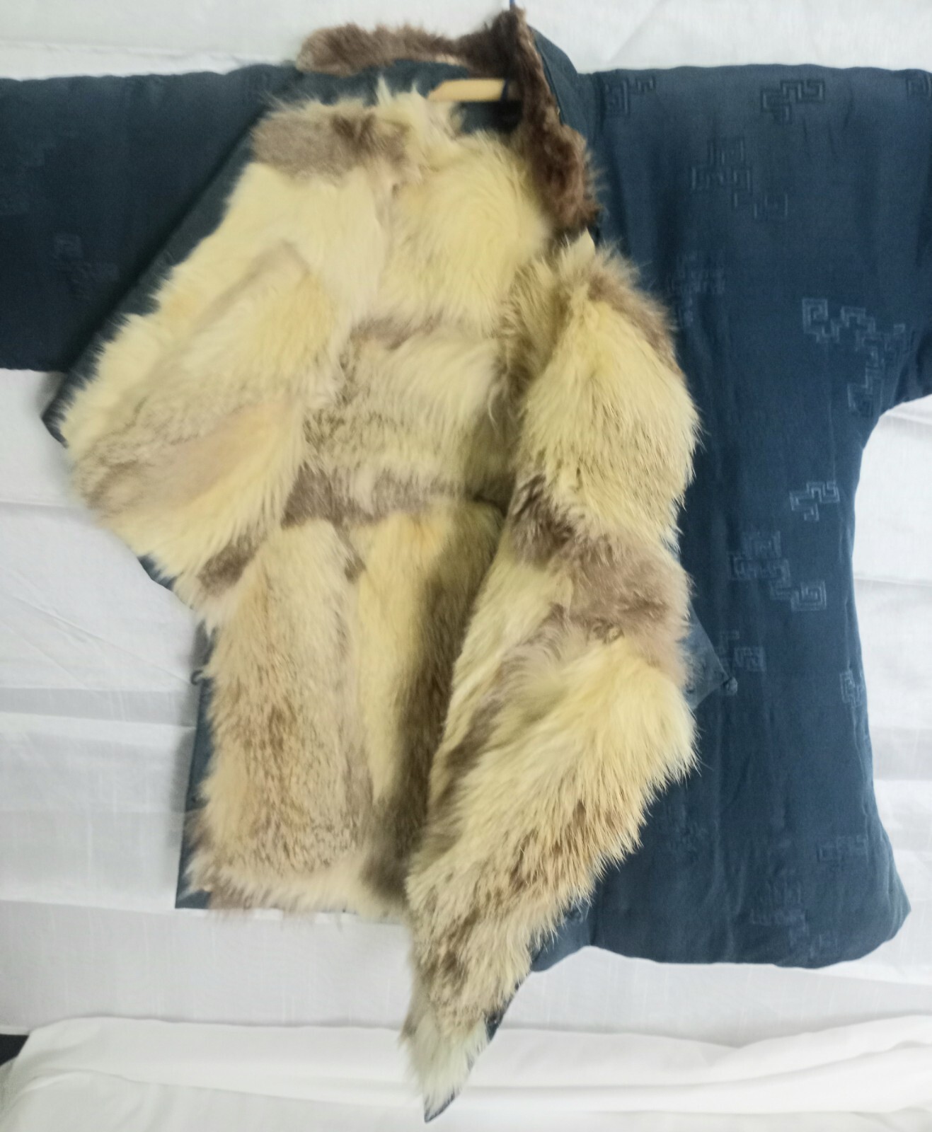 VINTAGE RARE QING TRADITIONAL SILK TEAL JACKET FULLY LINED W/FOX FUR SMALL