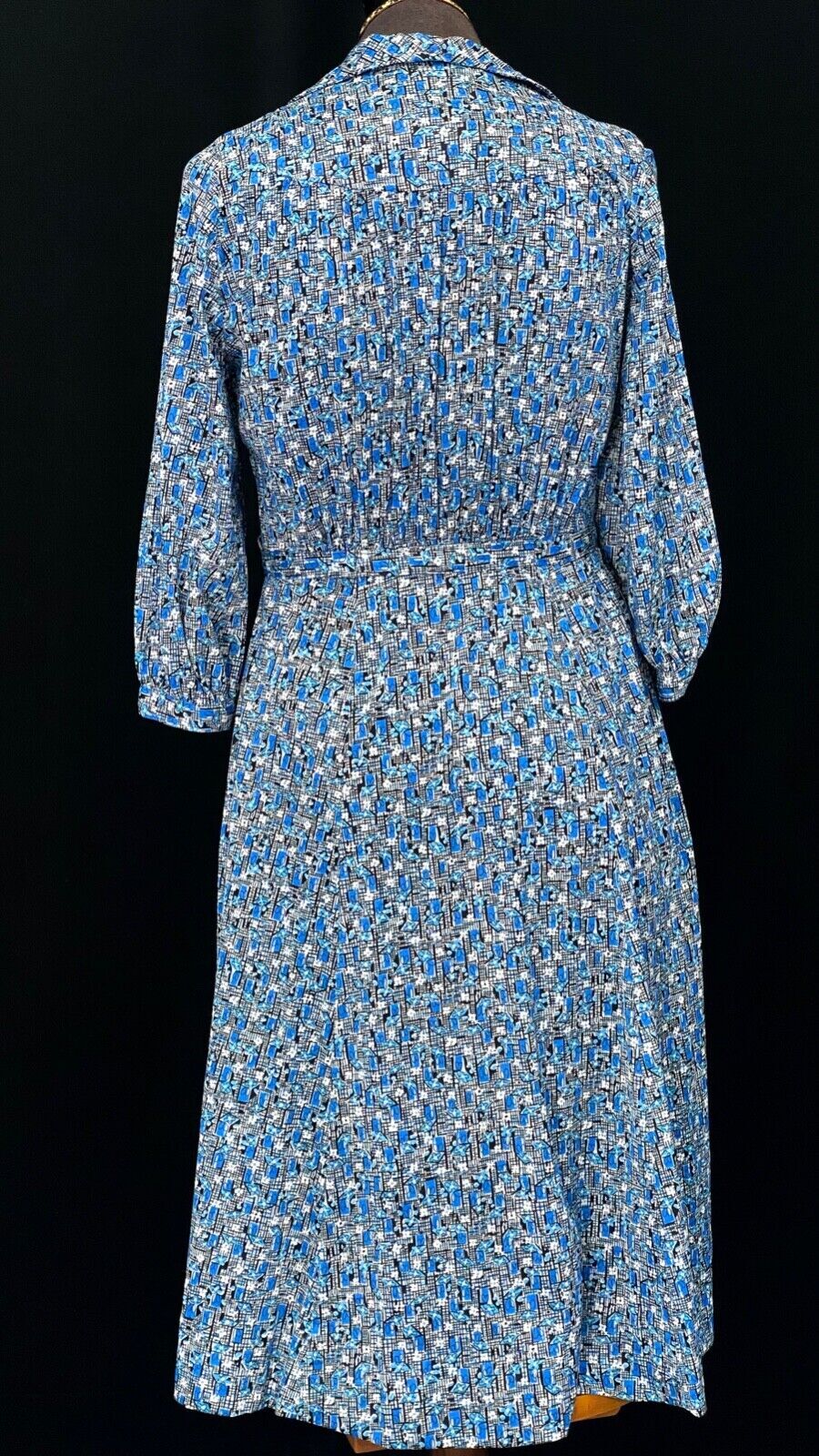 Vintage 1940s blue nylon dress, 3/4 sleeve collar front zip floral shirt M L
