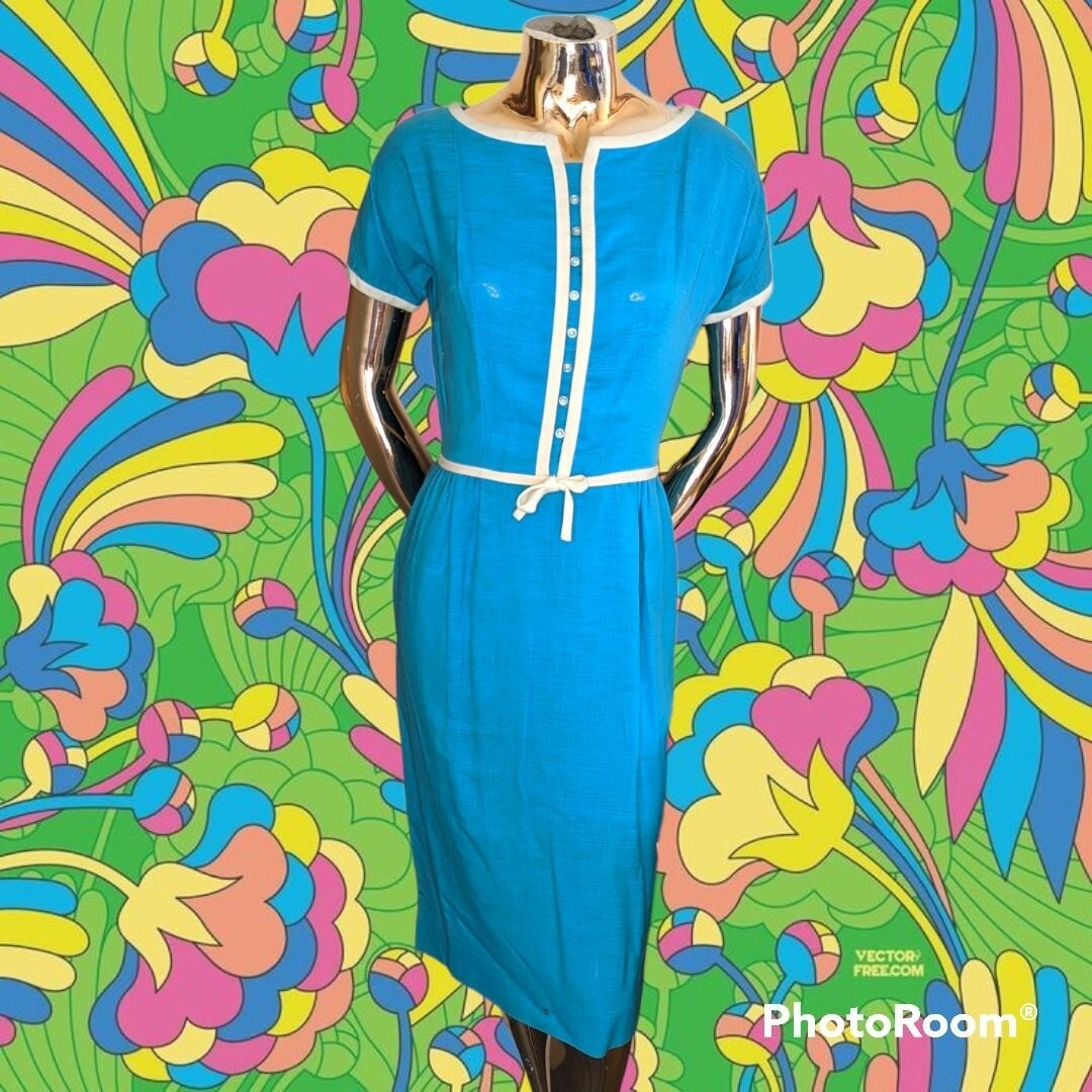 Vintage Helen Whiting 60s Robin’s Egg Blue Pencil Career Dress