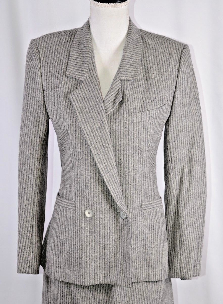 Ray Peters Women’s Skirt Suit Size 6 USA Wool Striped Career Double Breast Retro