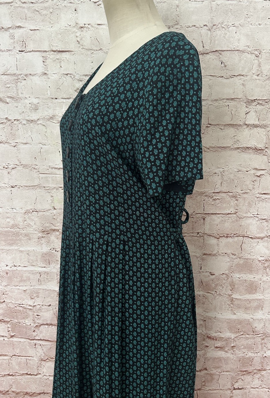 Vintage Sarah Elizabeth Dress 14 Long Pleated Ditsy Cottagecore Modest Church