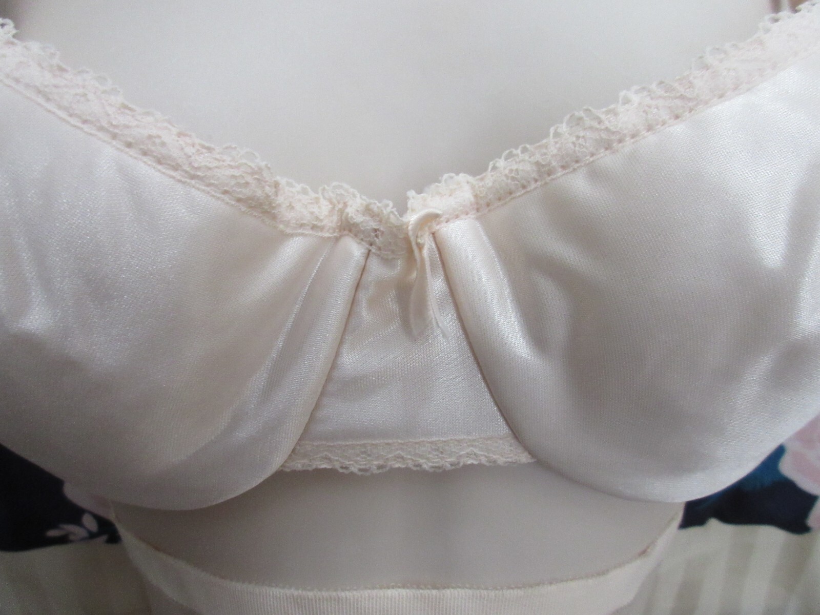 80’s vtg BACKLESS by SMOOTHIE BLUSH UW multiway padded bra 36 B MINT