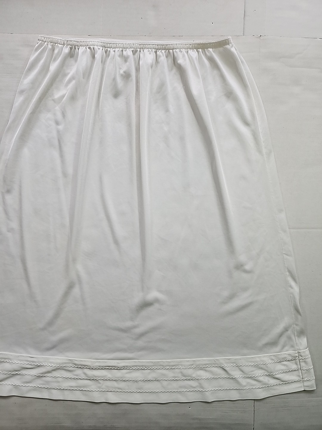 Mel-Lin Womens XL Nylon White HALF SLIP Skirt Lingerie 25″ Long Embroidered Vtg