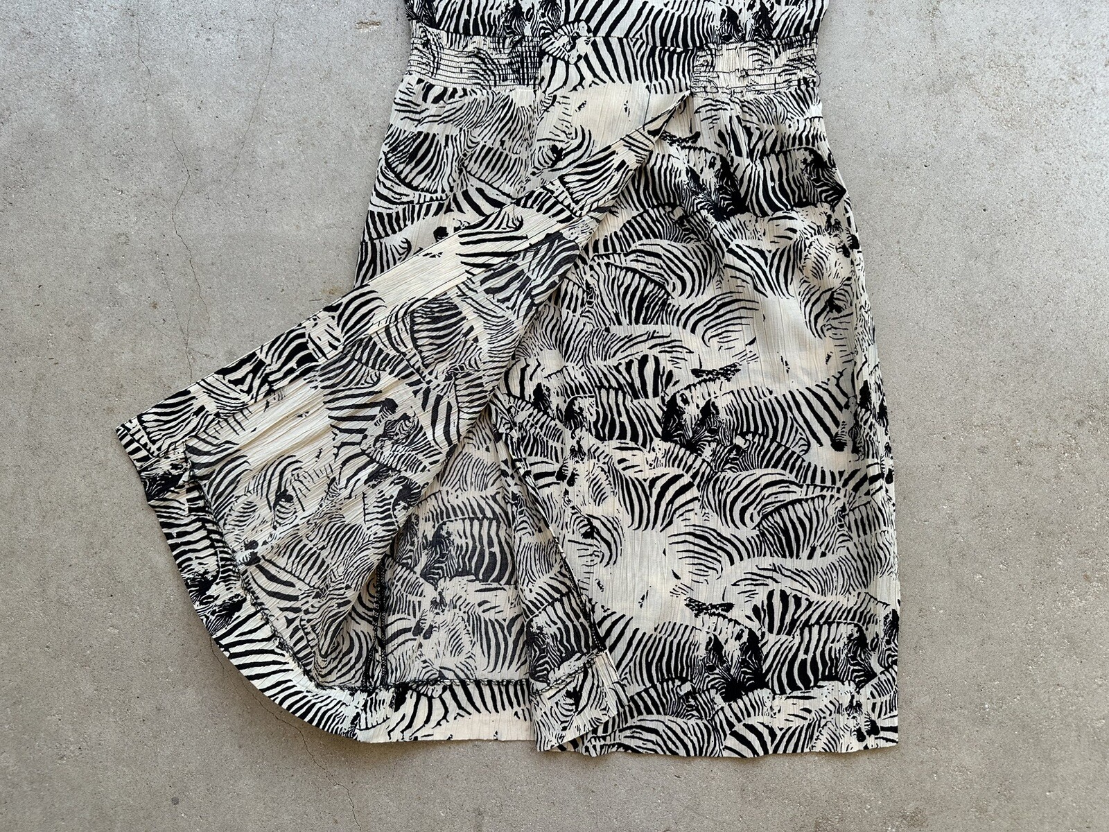1980s Liz Claiborne Dresses Petites Crinkle Rayon Dress Zebra Print Safari 6 VTG