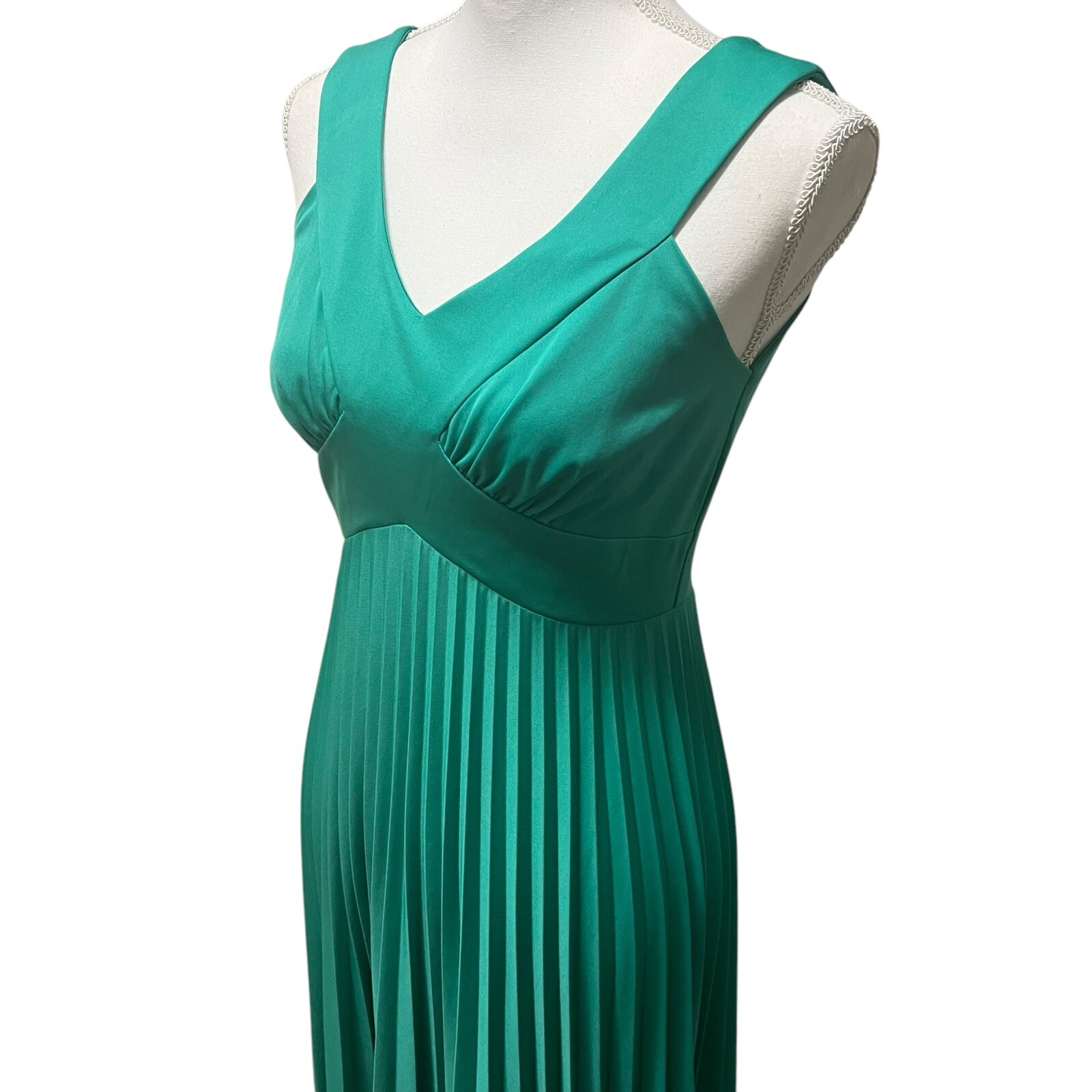 Vintage 1970’s Jac-An Green Pleated Maxi Dress Sleeveless **Please Read**