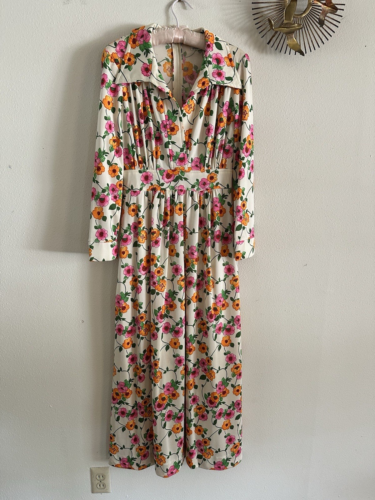 1970s Floral Maxi Dress Wide Collar Scovill Zip Mod Boho Hostess Novelty VTG S M