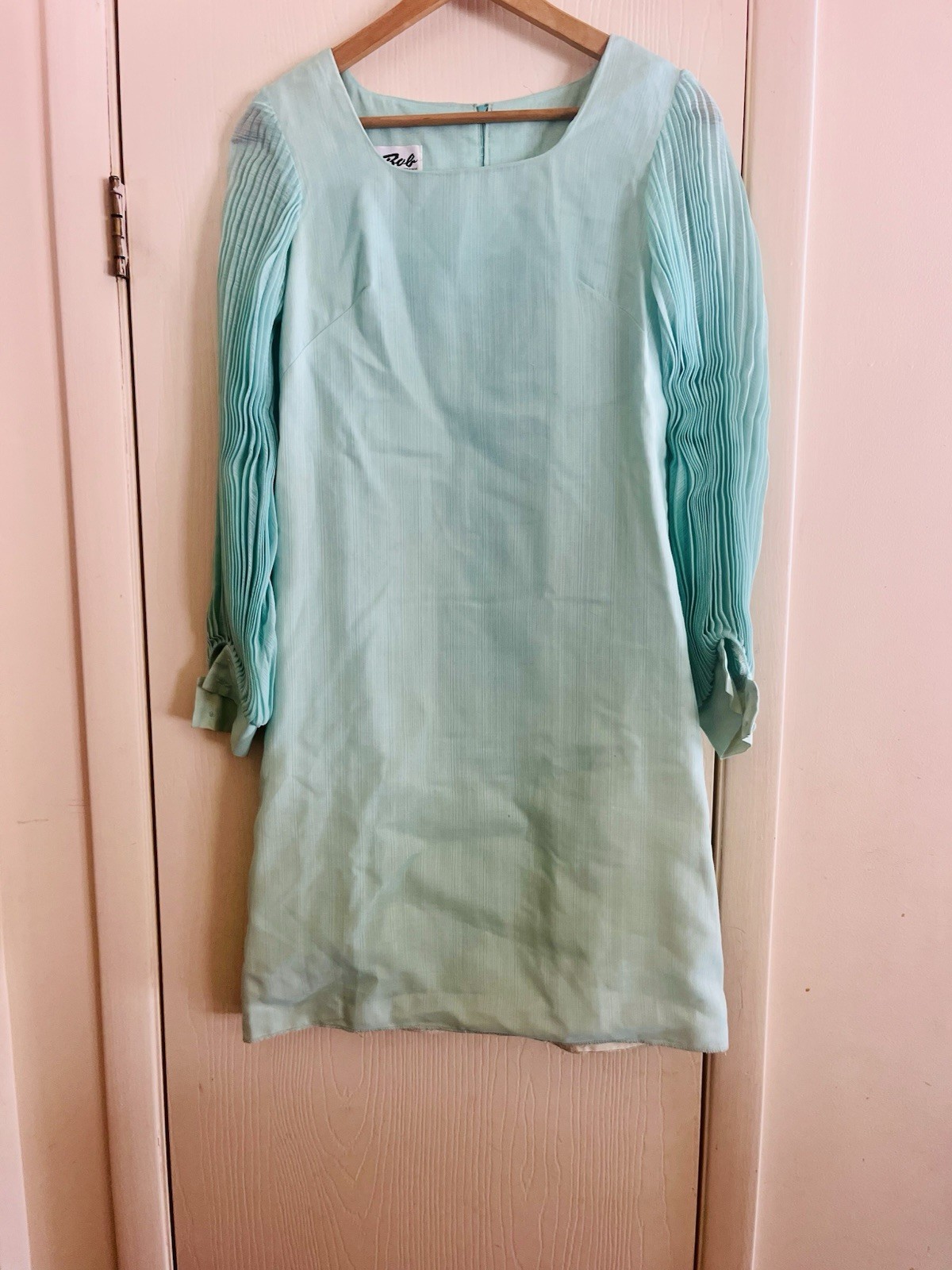VTG 60s Chiffon Pleated Mint Green Mr Bob Of California Mod Dress M