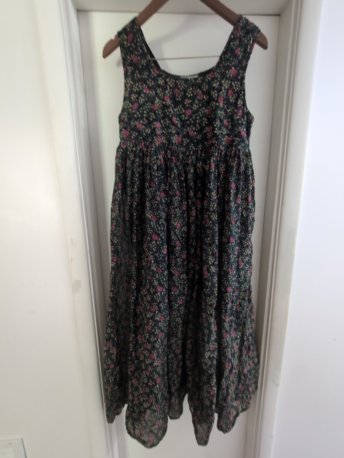 Sita Vintage Dress M Roses Floral Black Cottagecore Homemaker Prarie Maxi