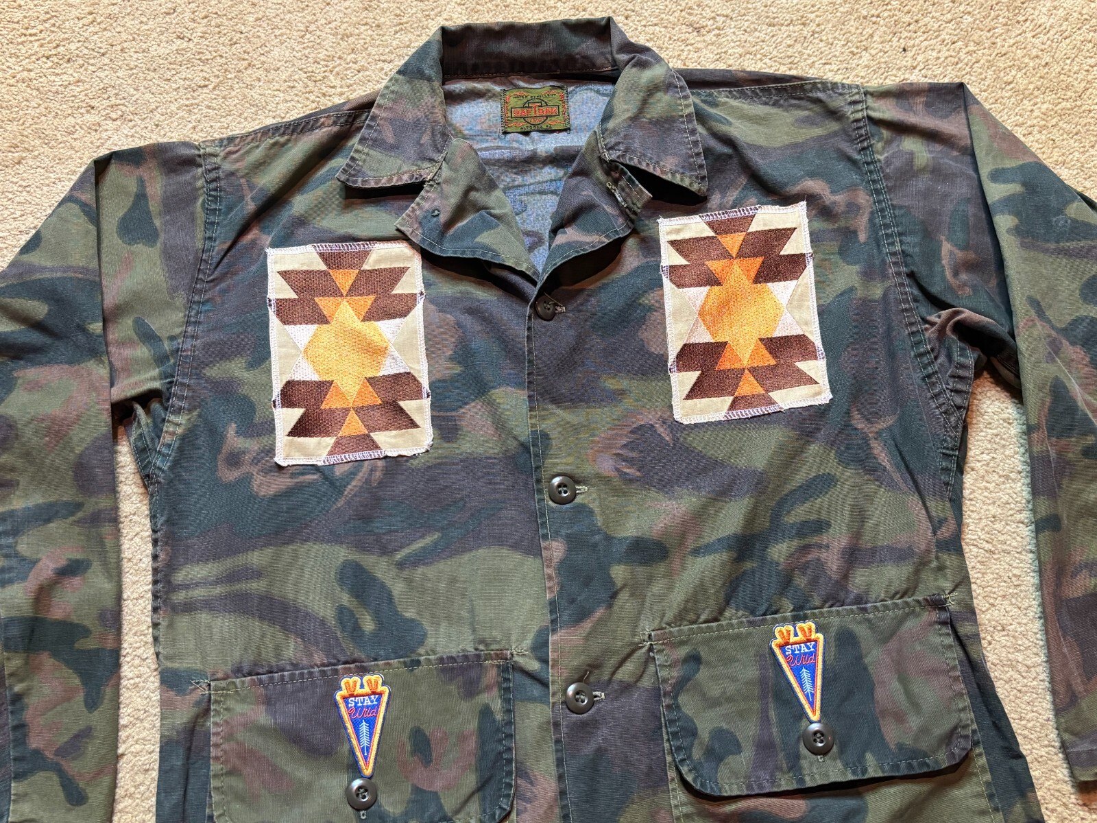 Craftcore Upcycle Salvage Vintage 70s Saf-T-Bak Camouflage Jacket Patches M/L