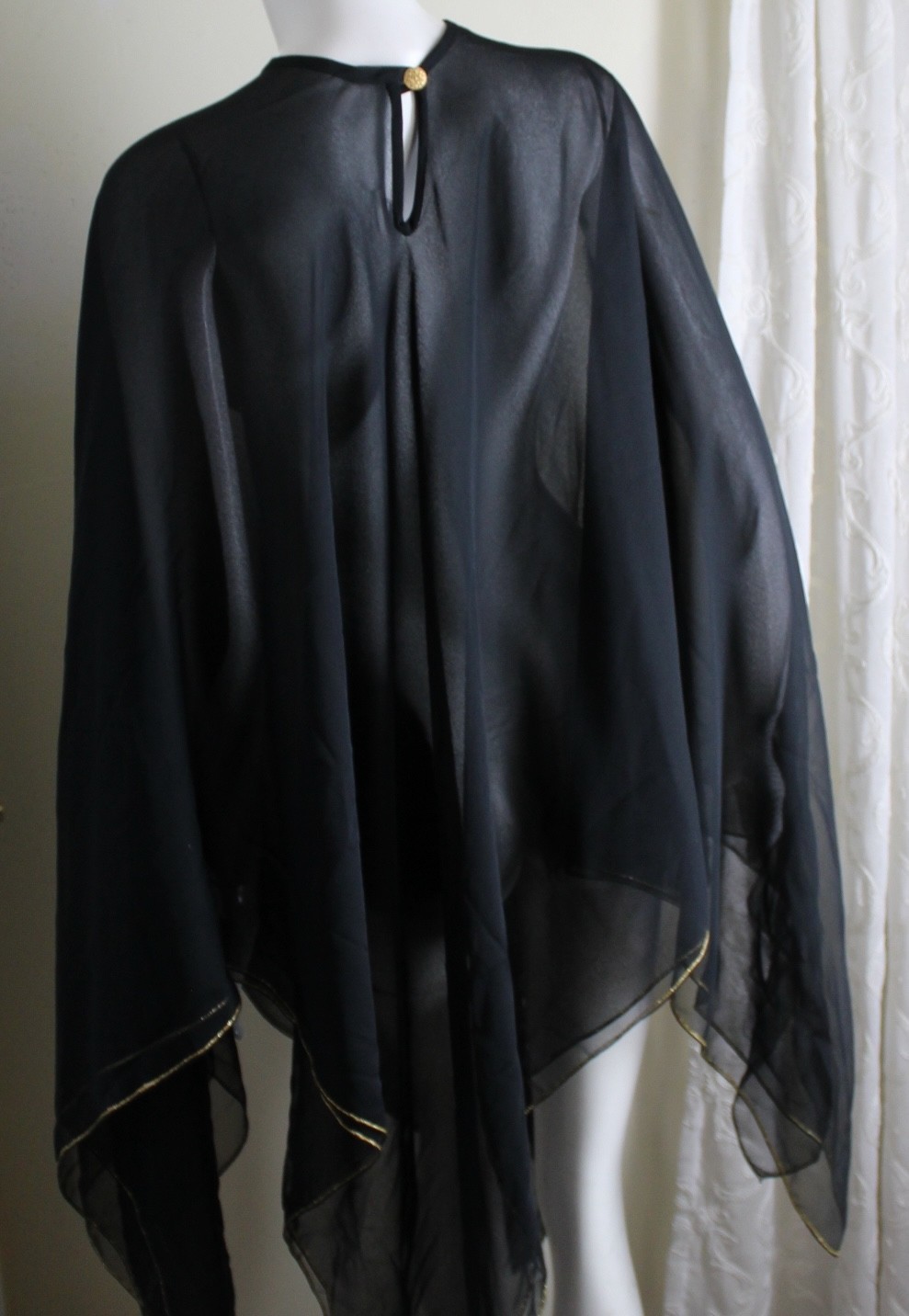 AS IS DAMAGE Estate vintage Saks Fifth Avenue Chiffon Cape Double-Layered XS S M