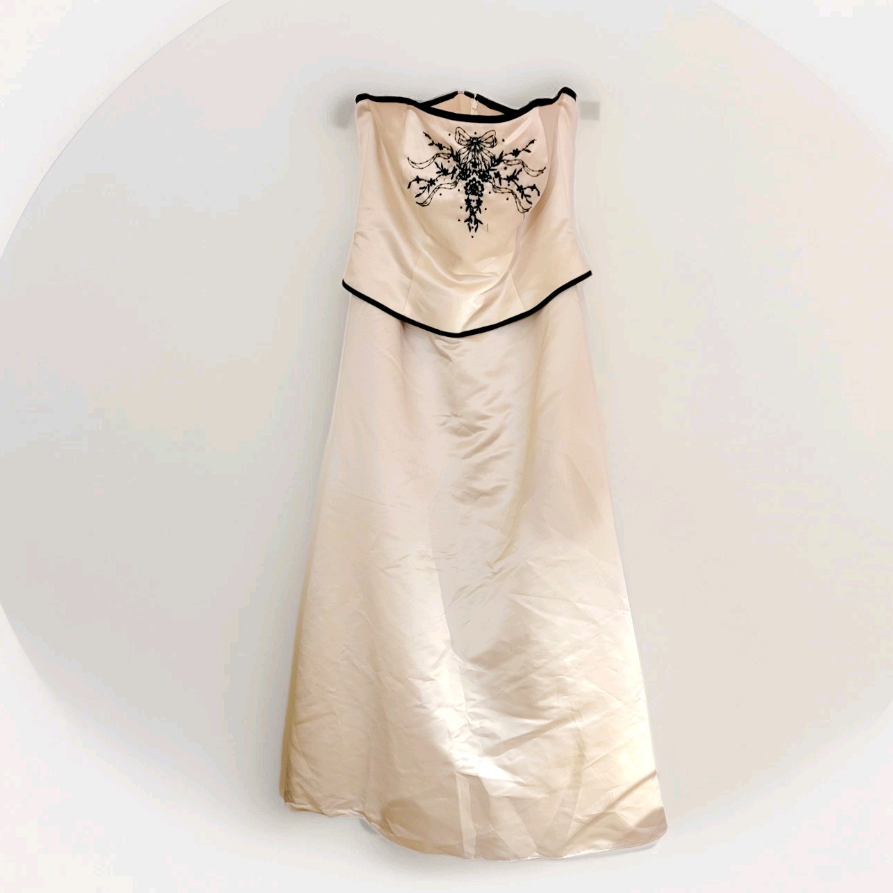 1990s/Early Y2k David’s Bridal Ivory Satin Ballgown Bridal Embroidery Dress 16