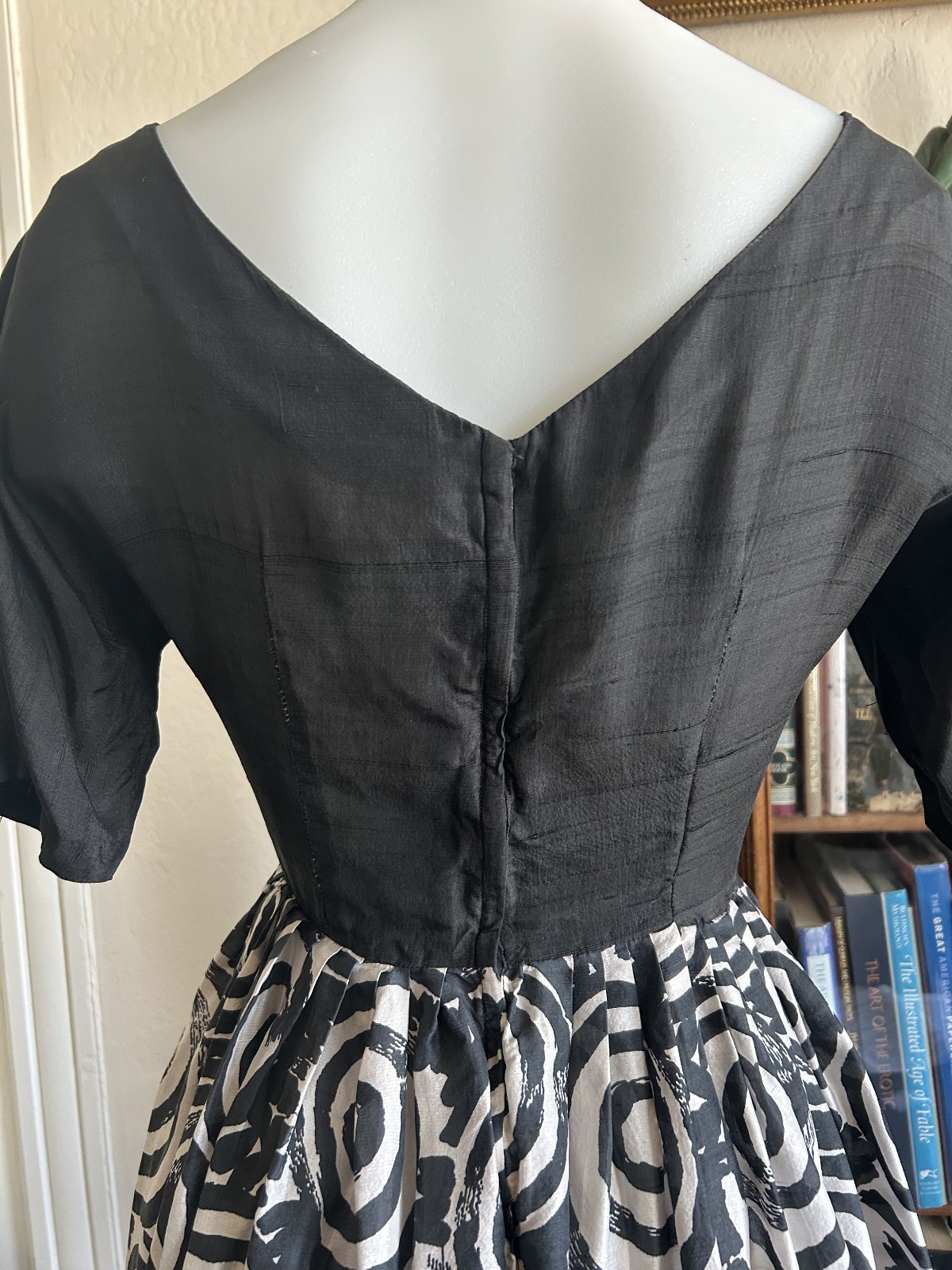 Vintage 1950s 100% Raw Silk Black & White Tea Dress-Boat Neck Fit Flare 27W Sm