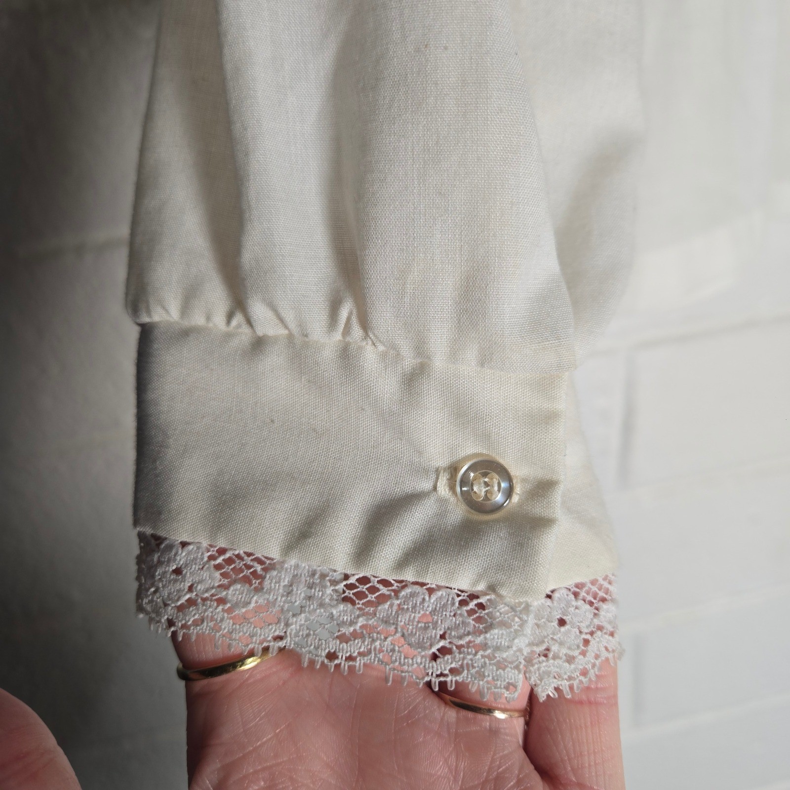 Vtg Rhoda Lee White Lace Pintuck Blouse 10 Pirate Angel Regency Button Granny
