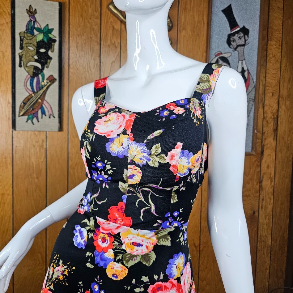 Vintage 70s Sweetheart Volup Smocked Bra Vivid Floral Bloom Sundress Dress L/XL