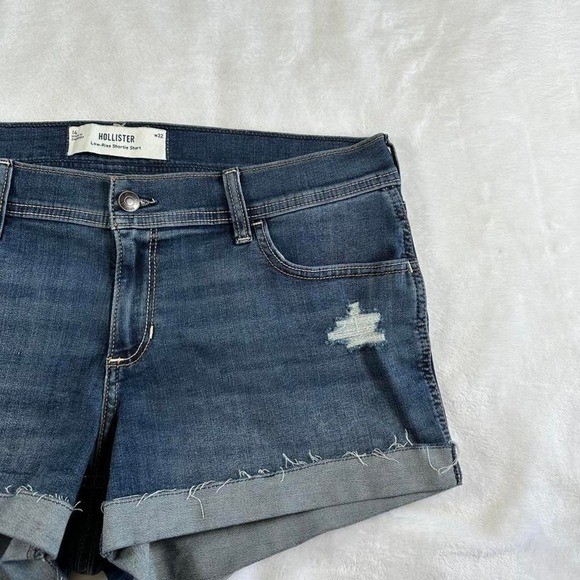 Hollister blue denim distressed shorts Y2K vintage mcblin