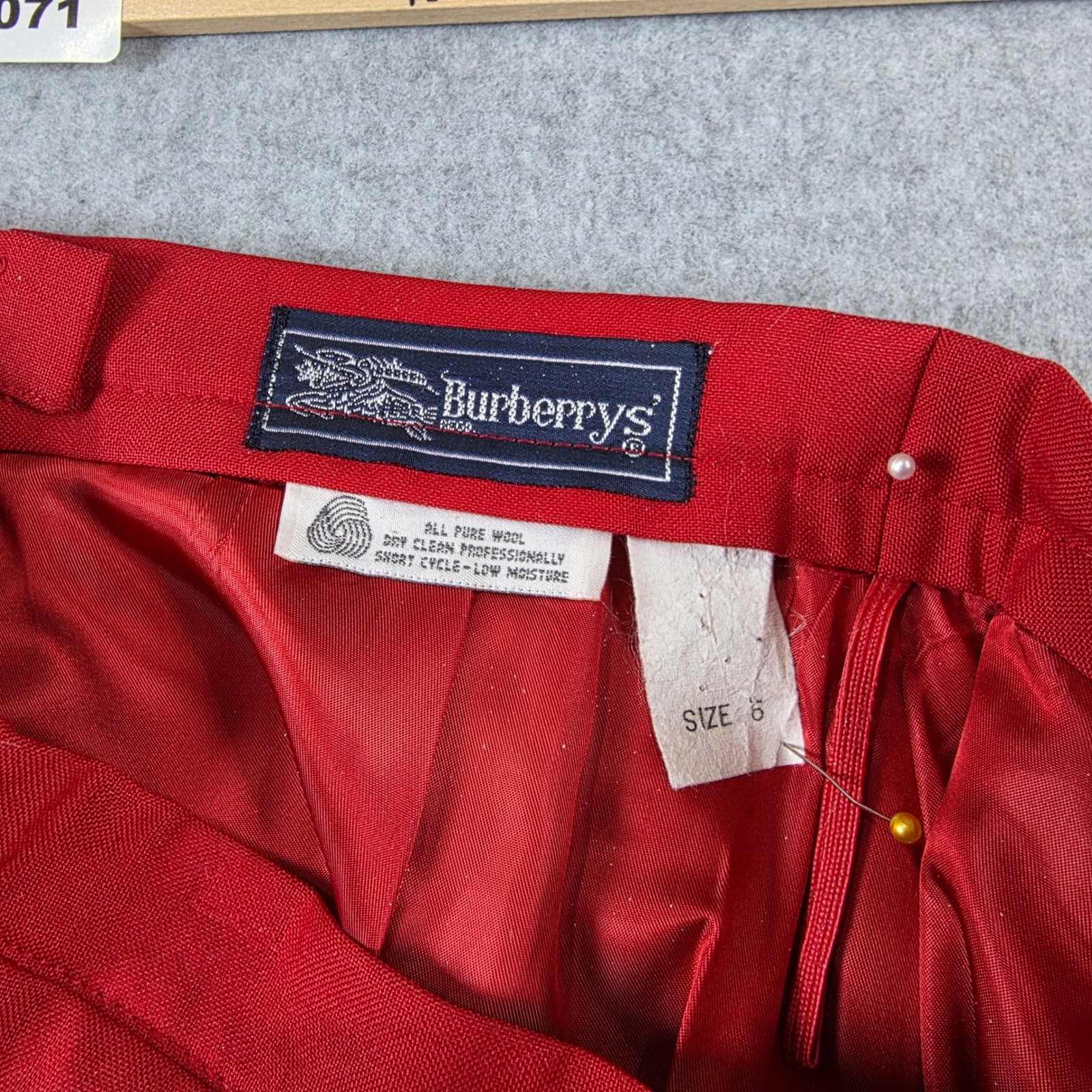 Vintage Burberrys Red Wool Midi Skirt Womens 8 High Waist Pleated Union Made USA