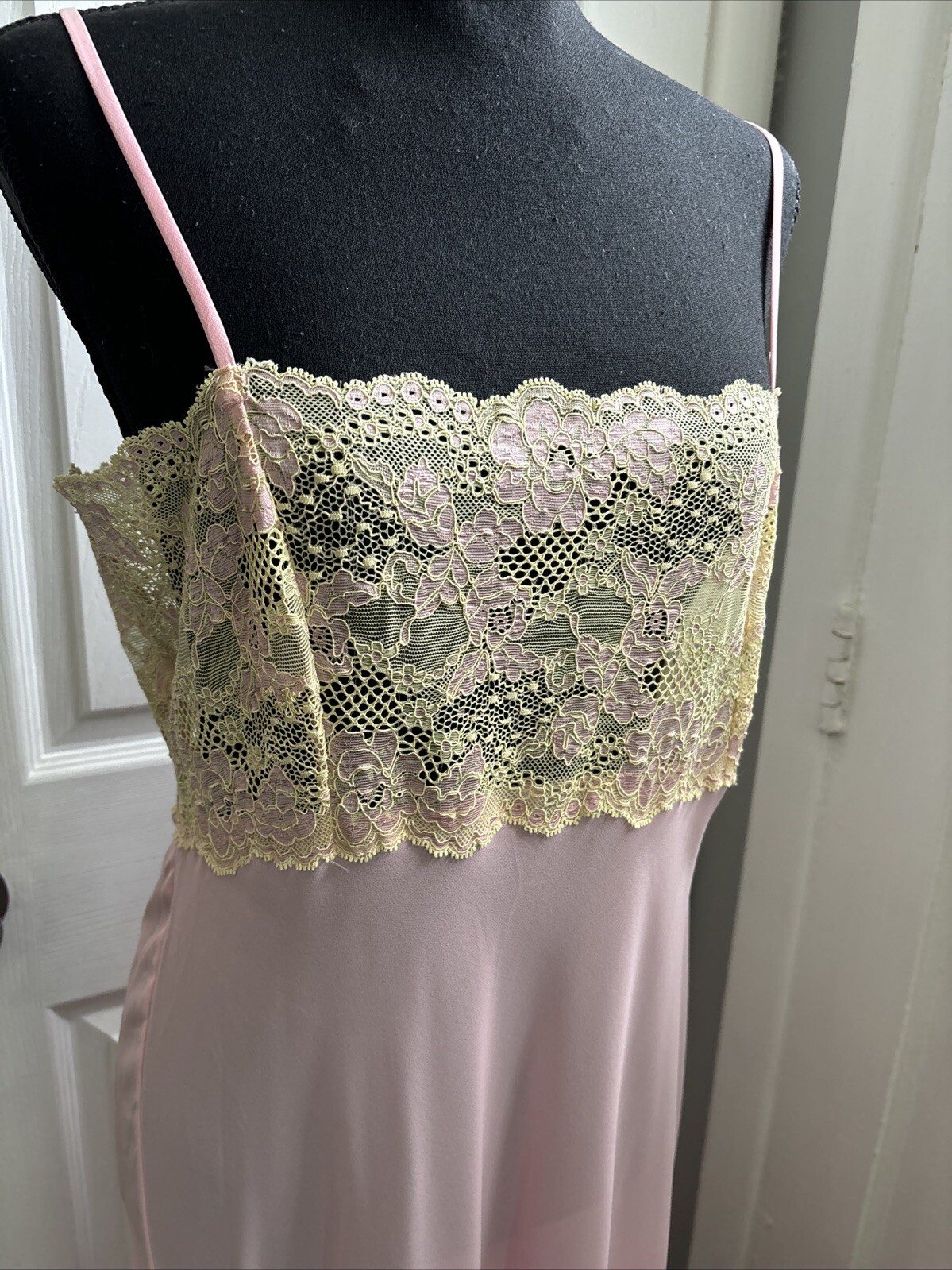 Vntg SLIP DRESS LINGERIE Pink CHIFFON Yellow LACE NIGHT GOWN VICTORIAS SECRET
