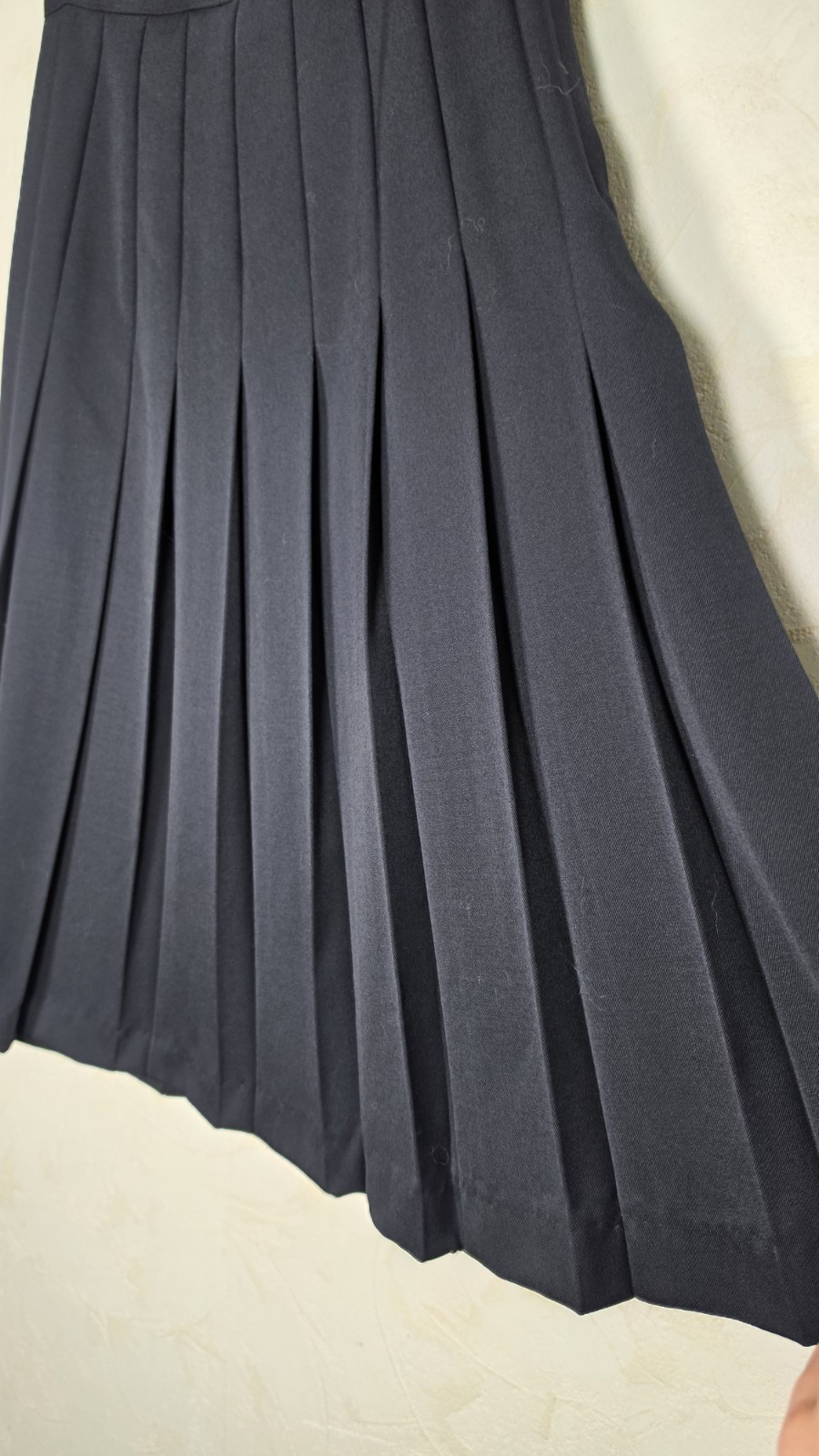 Vtg 100% Wool Black Pleated Midi Skirt Grunge Punk womens size 12