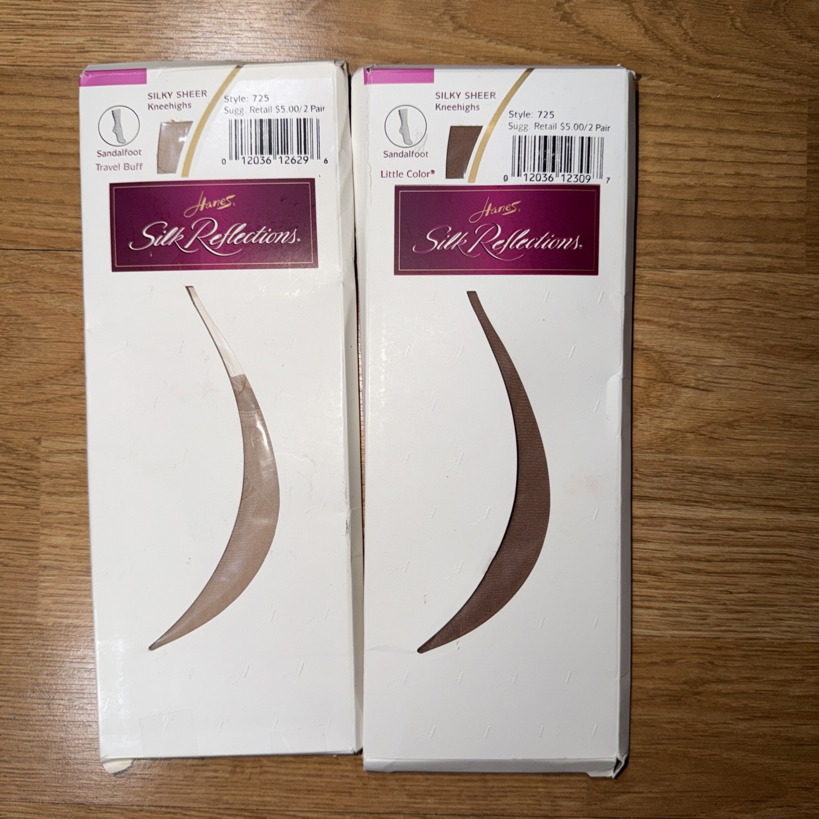 Hanes Silk Reflections Kneehighs Silky Sheer Travel Buff + Little Color VTG 4 Pr