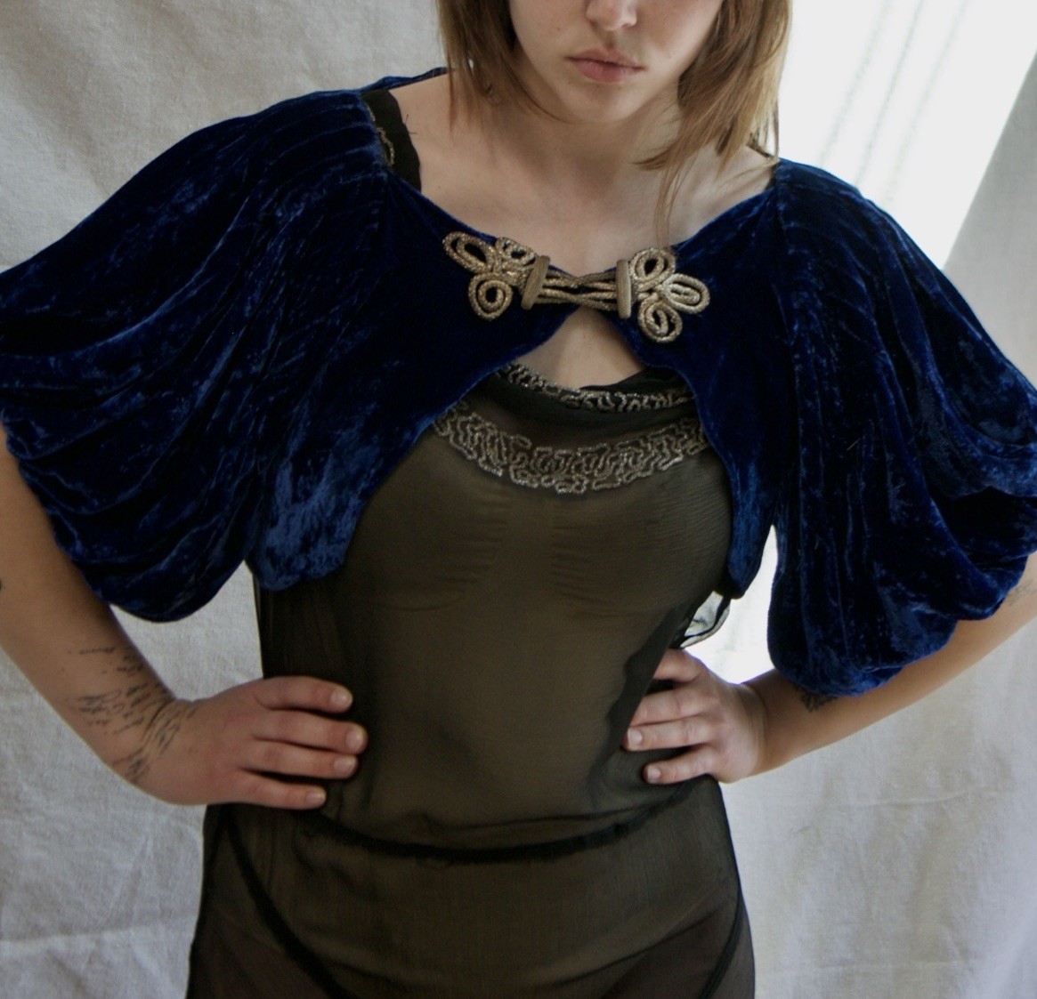 Vintage 1930s Silk Velvet Bolero Cropped Jacket Balloon Sleeve Lamé