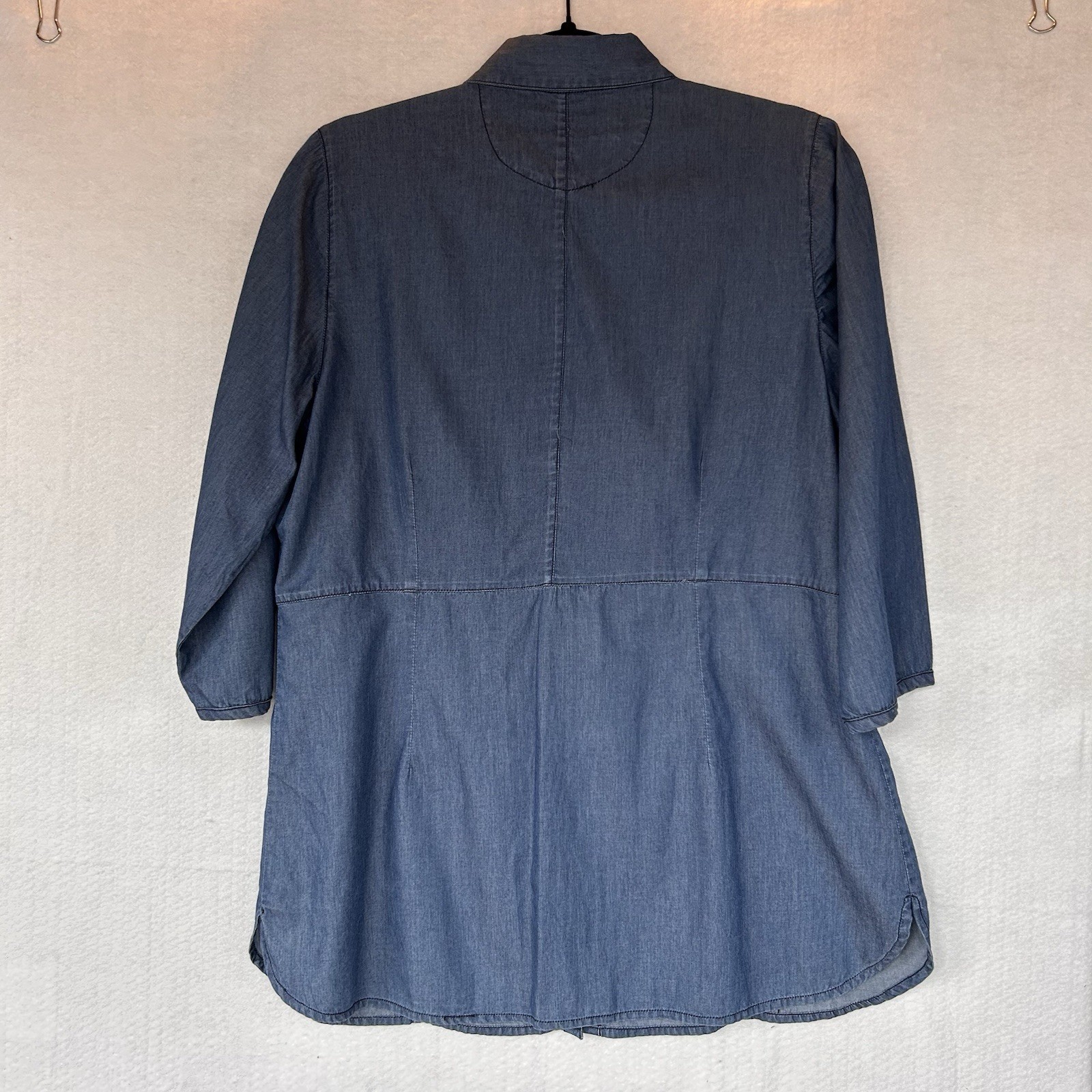 Women’s Vintage Blue Willi’s “A Life More Present” Smocked Denim Shirt SZ MED