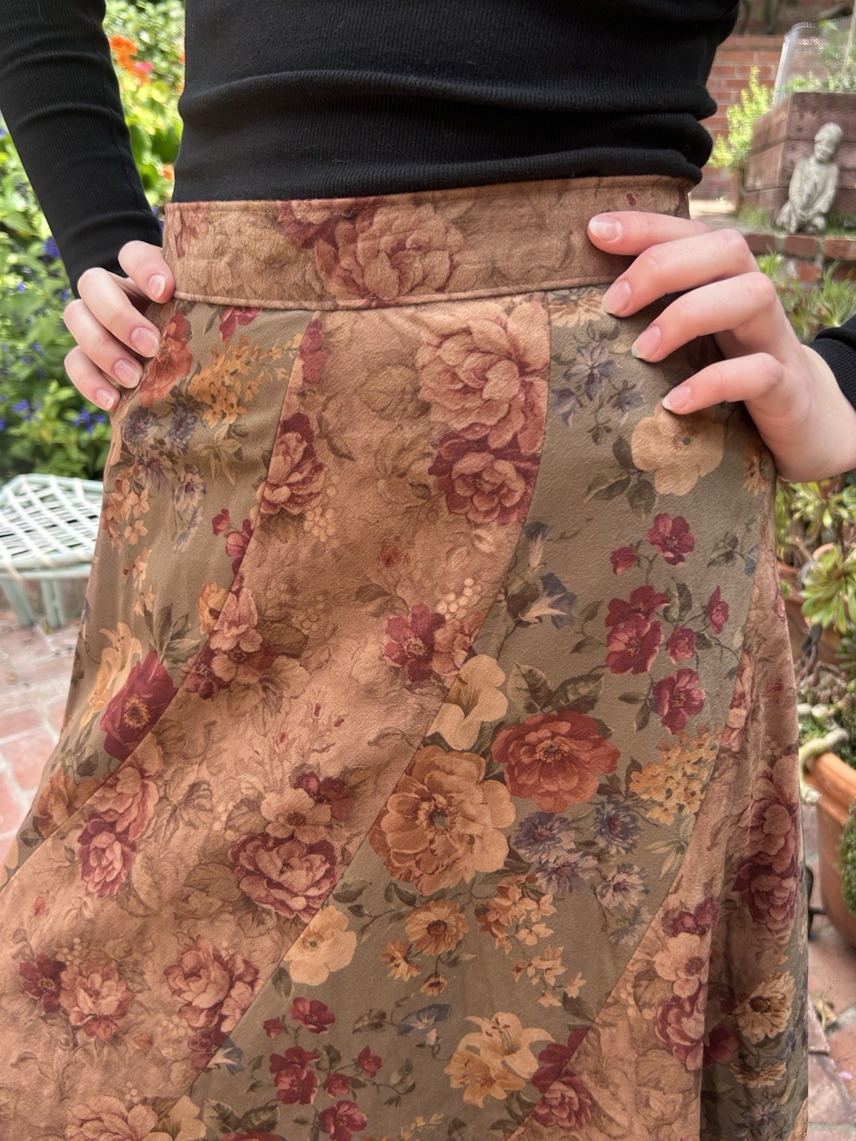 Vintage 70s Handmade S Full Floral UltraSuede velveteen Skirt