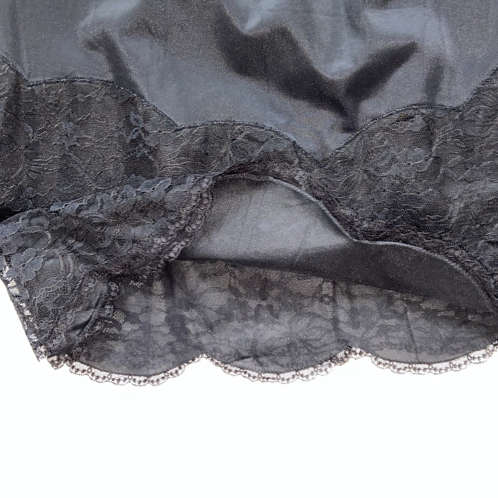 Vtg 1950’s Vanity Fair Black Half Slip Lace Trimmed Tricot Nylon Size Medium