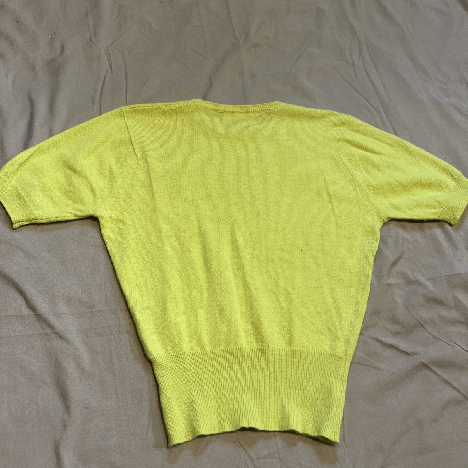 Vintage Pringle Of Scotland Bright Yellow Cashmere Sweater Woman’s Small