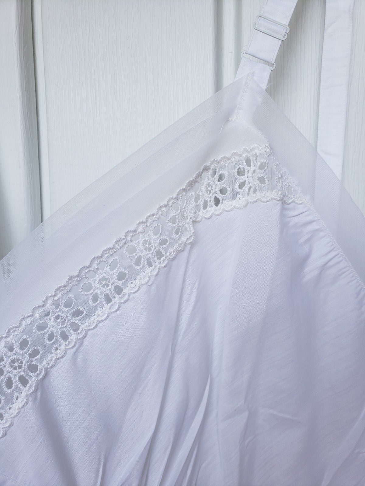 Vintage Schranks Fashion Stride Plus Size 44 Full Slip White Chiffon Lace Fem