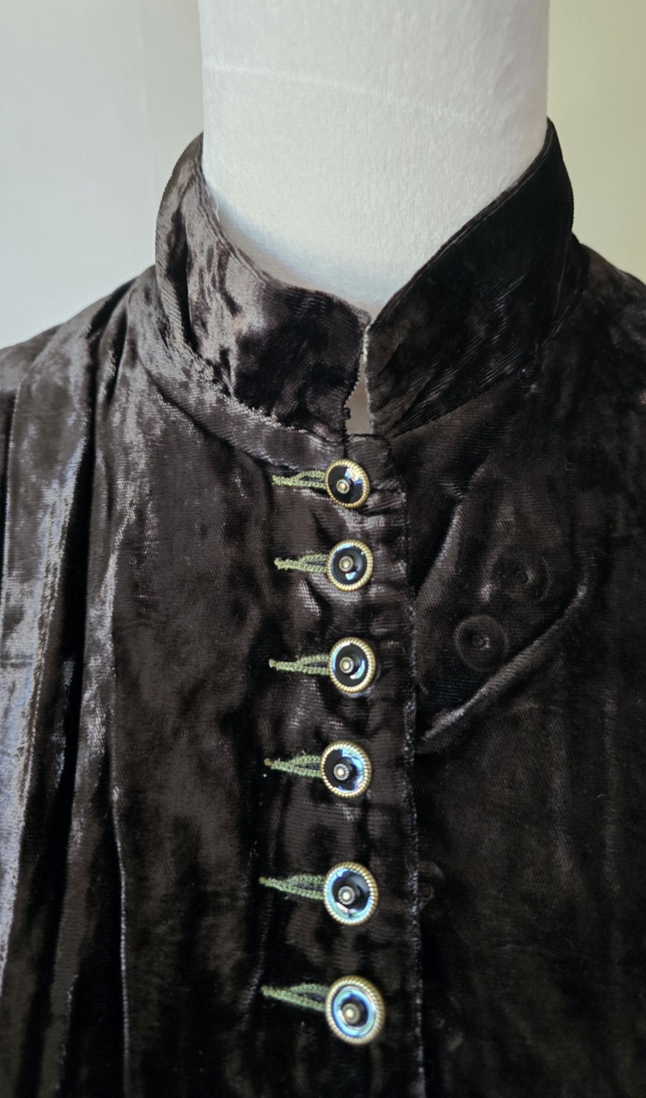 Vintage 1990s Banana Republic Brown Velvet Mandarin Collar Boho Goth Vest Size 8