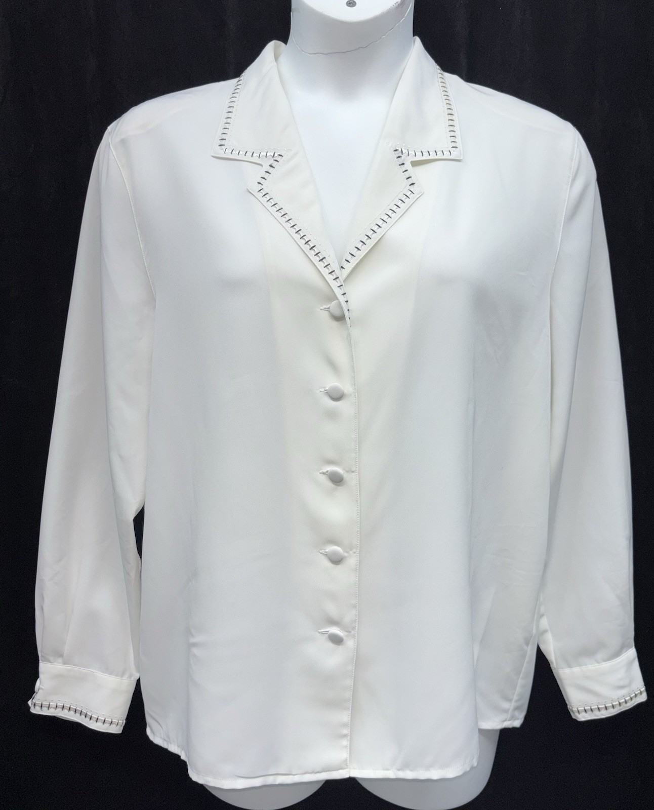 VTG Tan Jay Women Size 14 Button Up Long Sleeve Blouse Embroidered Detail Collar