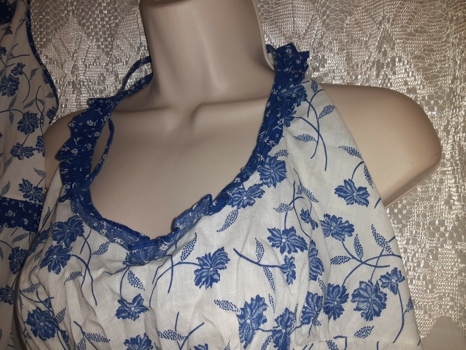 3 PIECE VINTAGE AMISH STYLE / SEARS LADIES BLUE FLOWER SUN DRESS, TOP & SHORTS