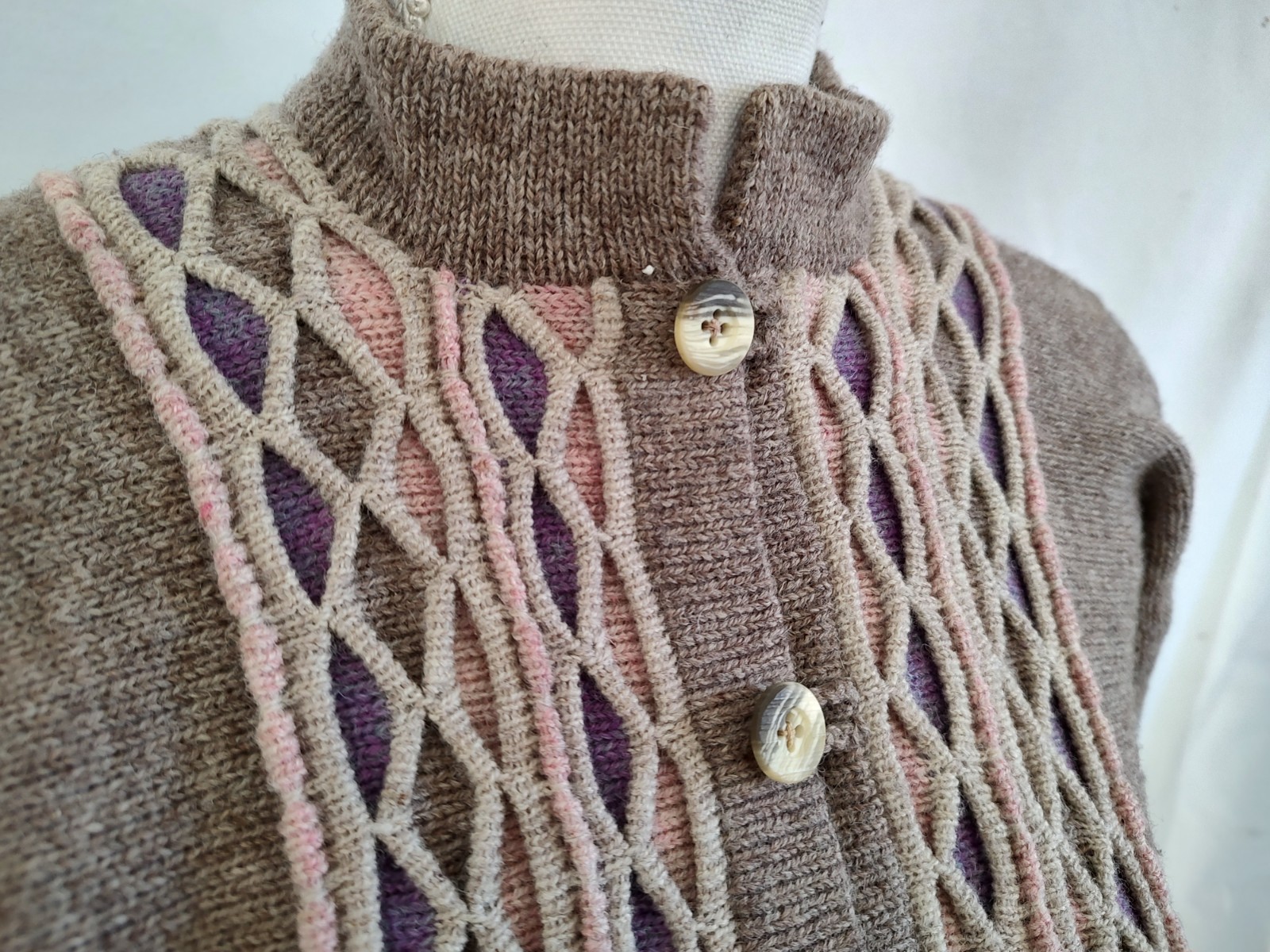 Vintage 60’s Angie Dix Sweater Cardigan 100% New Wool Fancy Knit Rose Gray Small