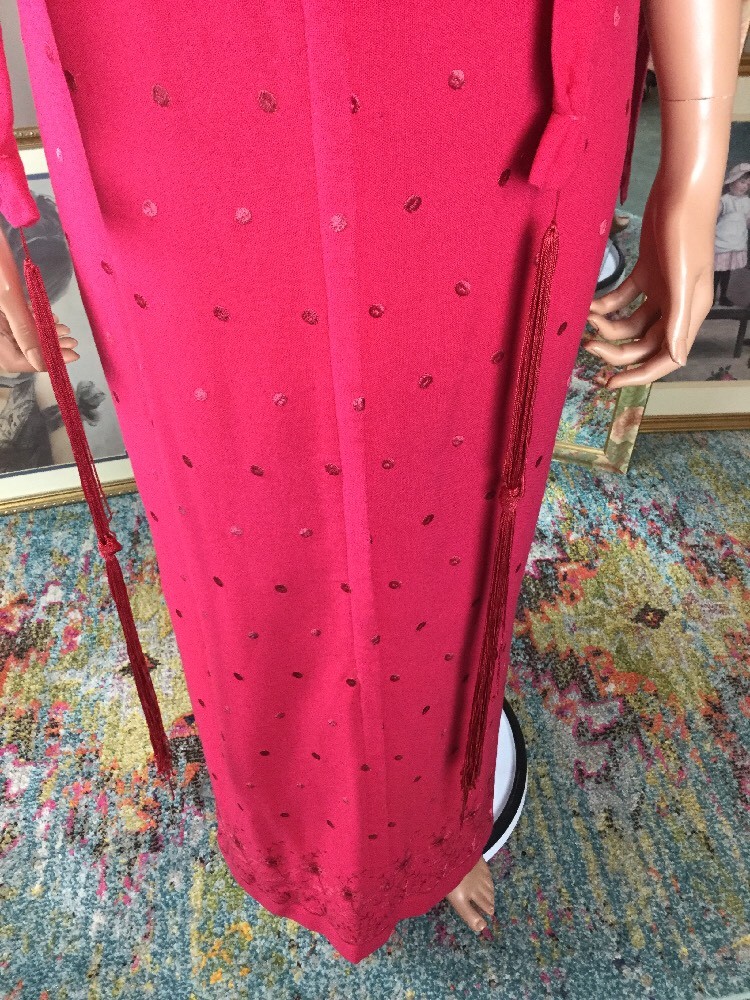 VTG Peer Bright Pink Wool Embroidered Hostess Dress Zip Front Tassel Belt Sz L