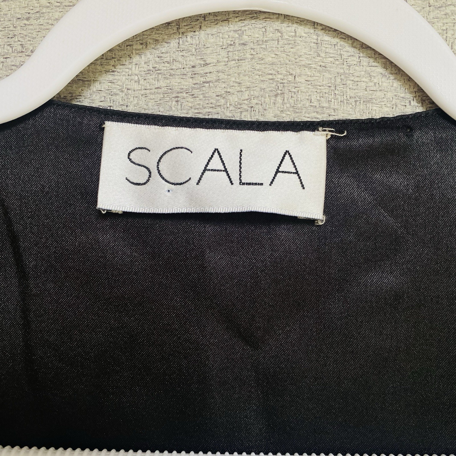 SCALA Vest Black Red Beaded Sequin Poinsettia Festive Core Christmas Holiday VTG