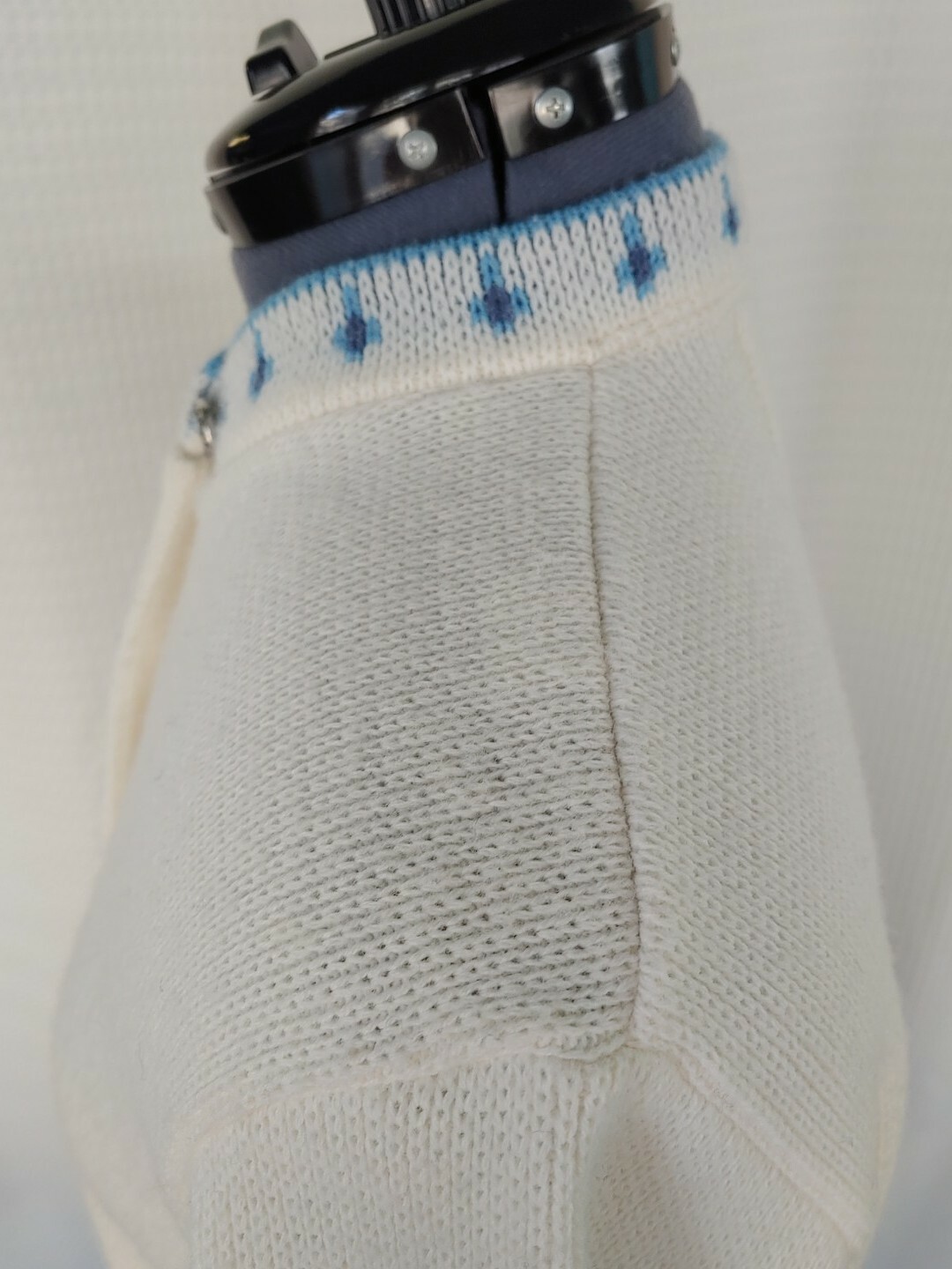 Vintage Jersild Cream Sweater Cardigan with Blue Accents Size 40/US Size Large