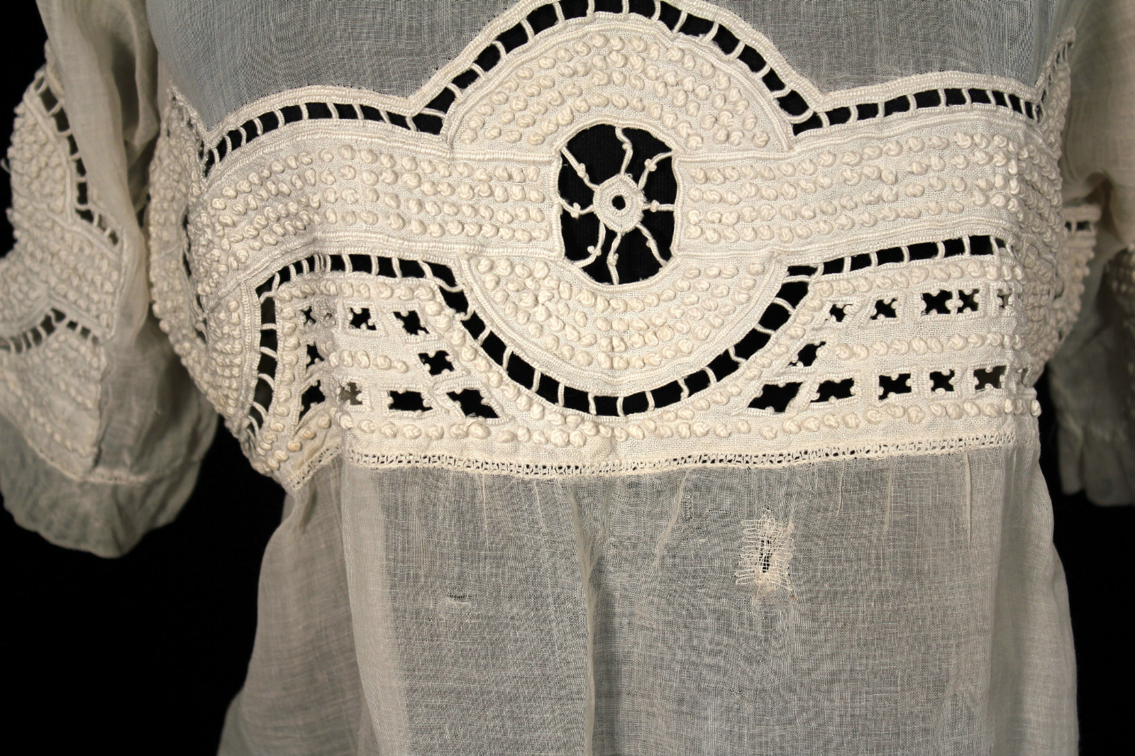 RARE FRENCH ANTIQUE VICTORIAN-EDWARDIAN ERA TEA COLOR COTTON LACE BLOUSE SIZE 40