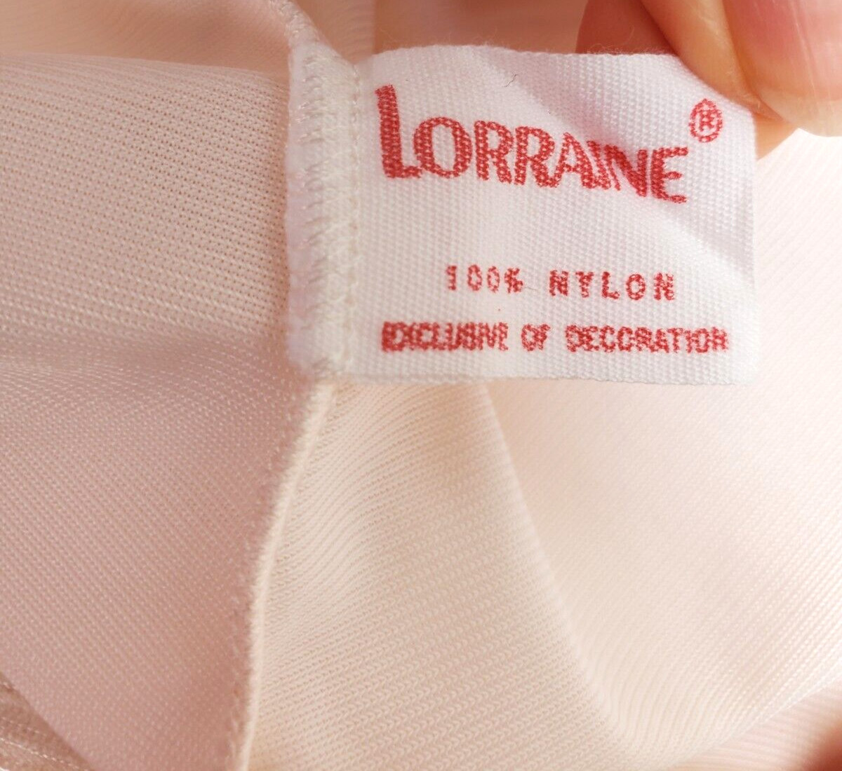 LORRAINE creamy white Nylon & Lace long slip MEDIUM Vintage womens