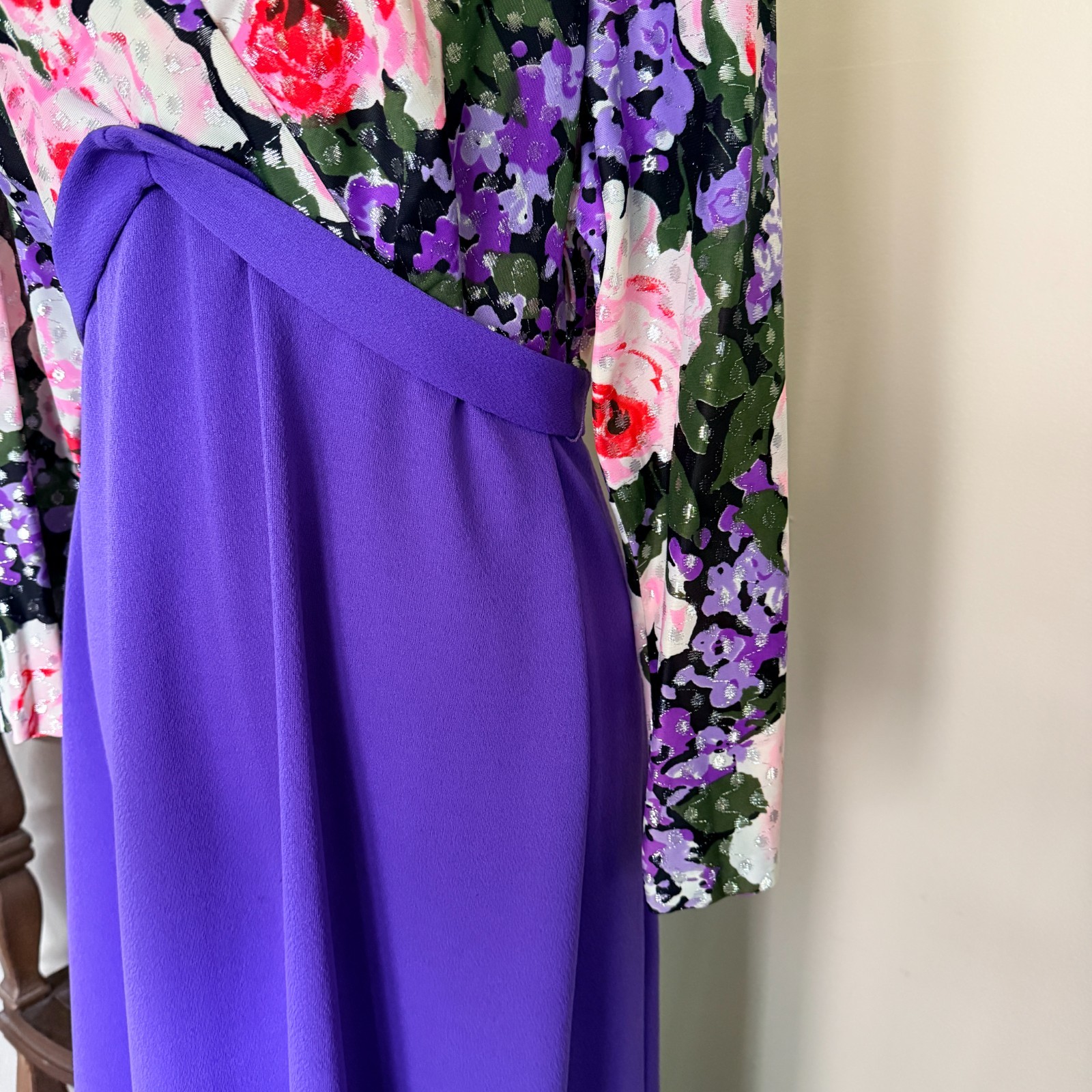 Vintage Purple Floral Hostess Gown Empire Waist Maxi Dress Silver Lurex Dots