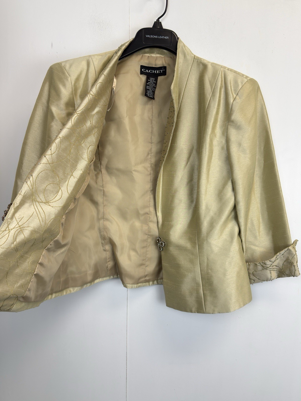 Vintage Cachet Women’s 10 Gold Beaded Formal Blazer Jeweled Clasp 3/4 Sleeves
