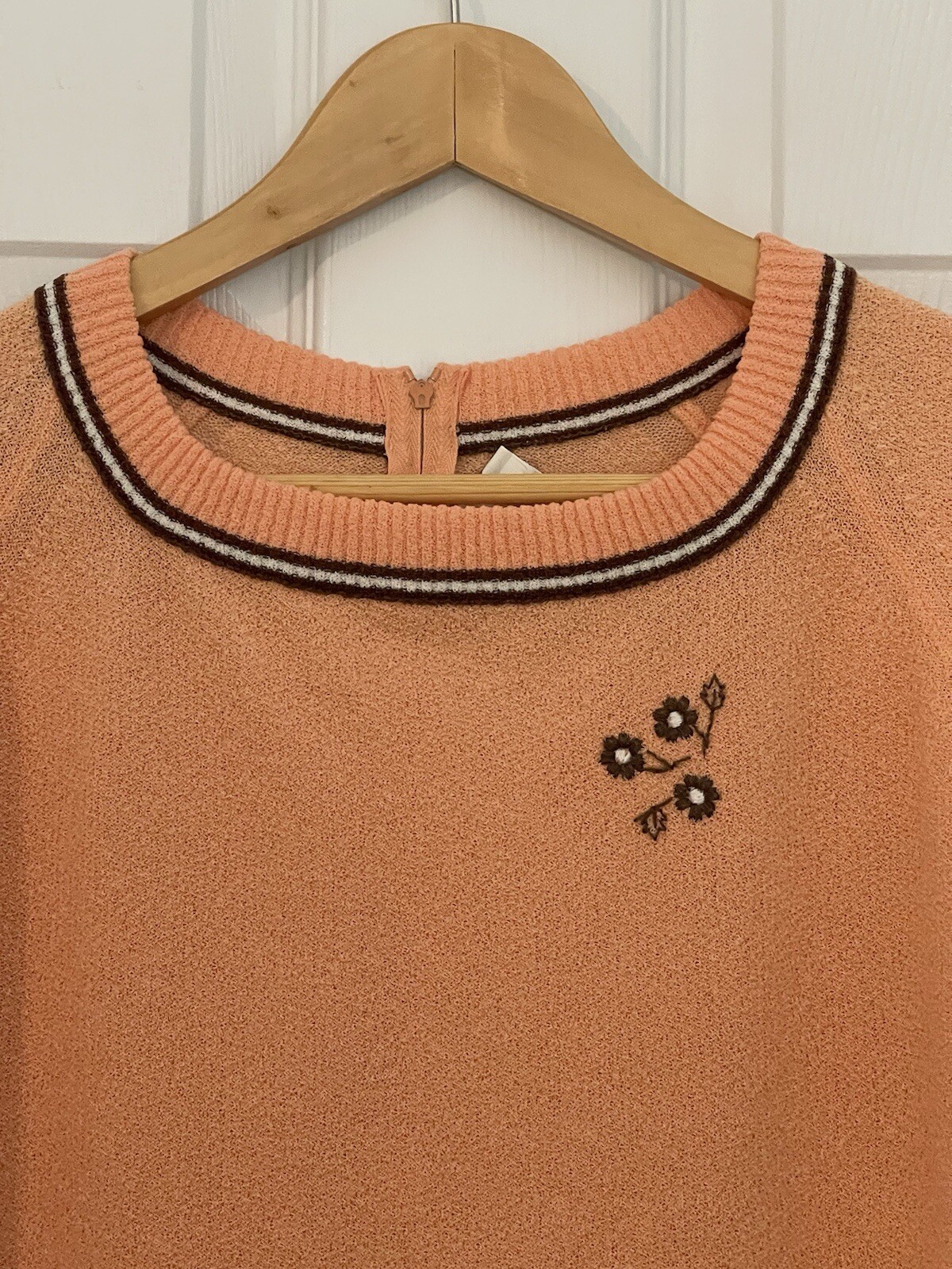 Talbot Traveler Vintage 1960’s Original Womens L Orange Dacron Floral Accent Top