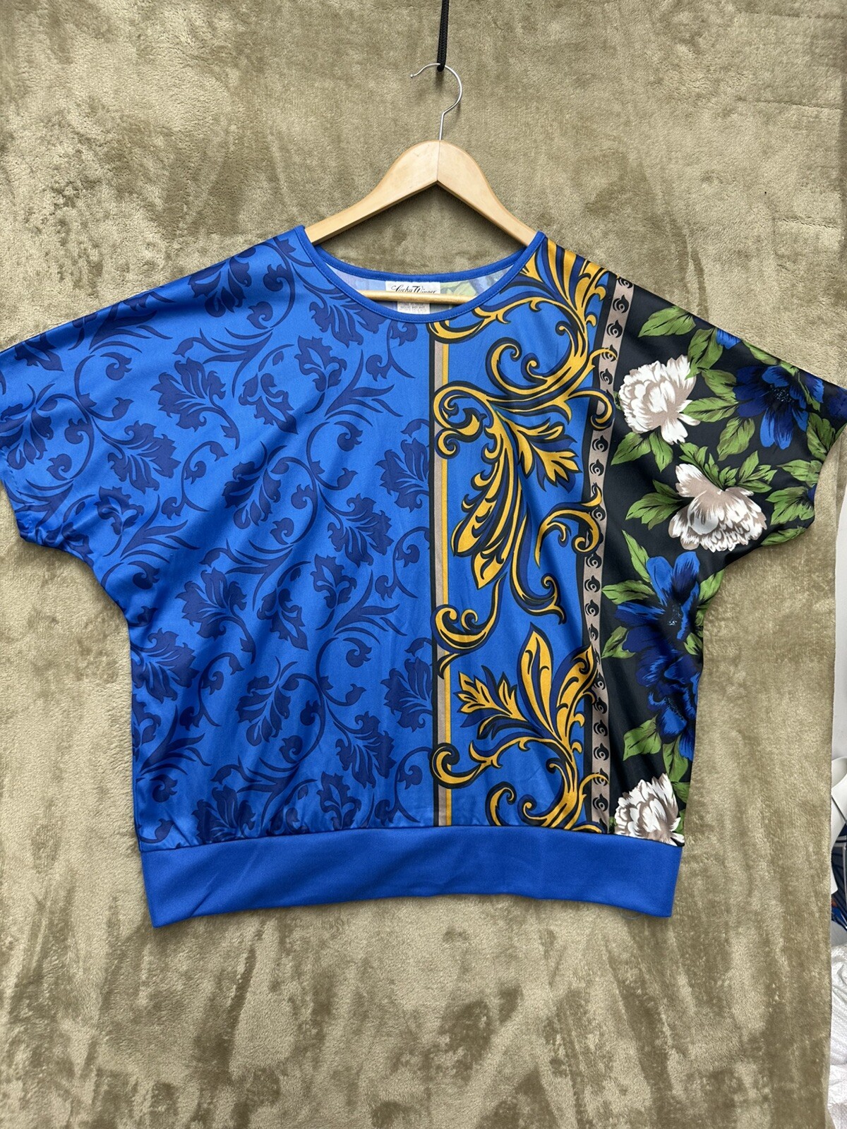 Vintage Lucky Winner Floral Polyester Blouse Blue 80’s shirt womens