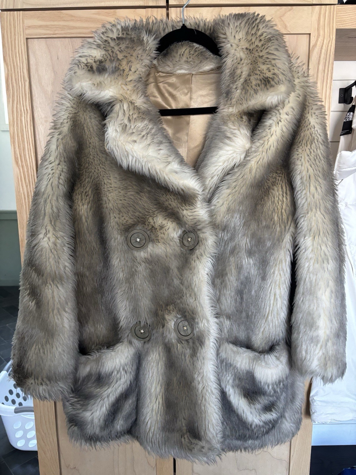Vintage Glenoit Fur Coat Gray Beige Double Breasted Women’s Regular