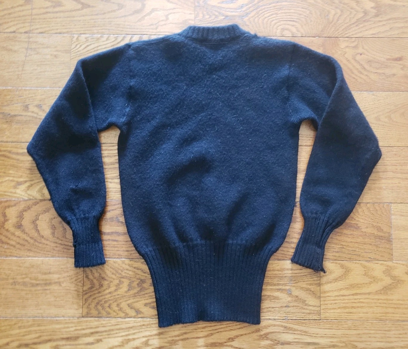 Vintage 50s Art Knitting Mills 100% Virgin Wool Sweater Black School Varsity