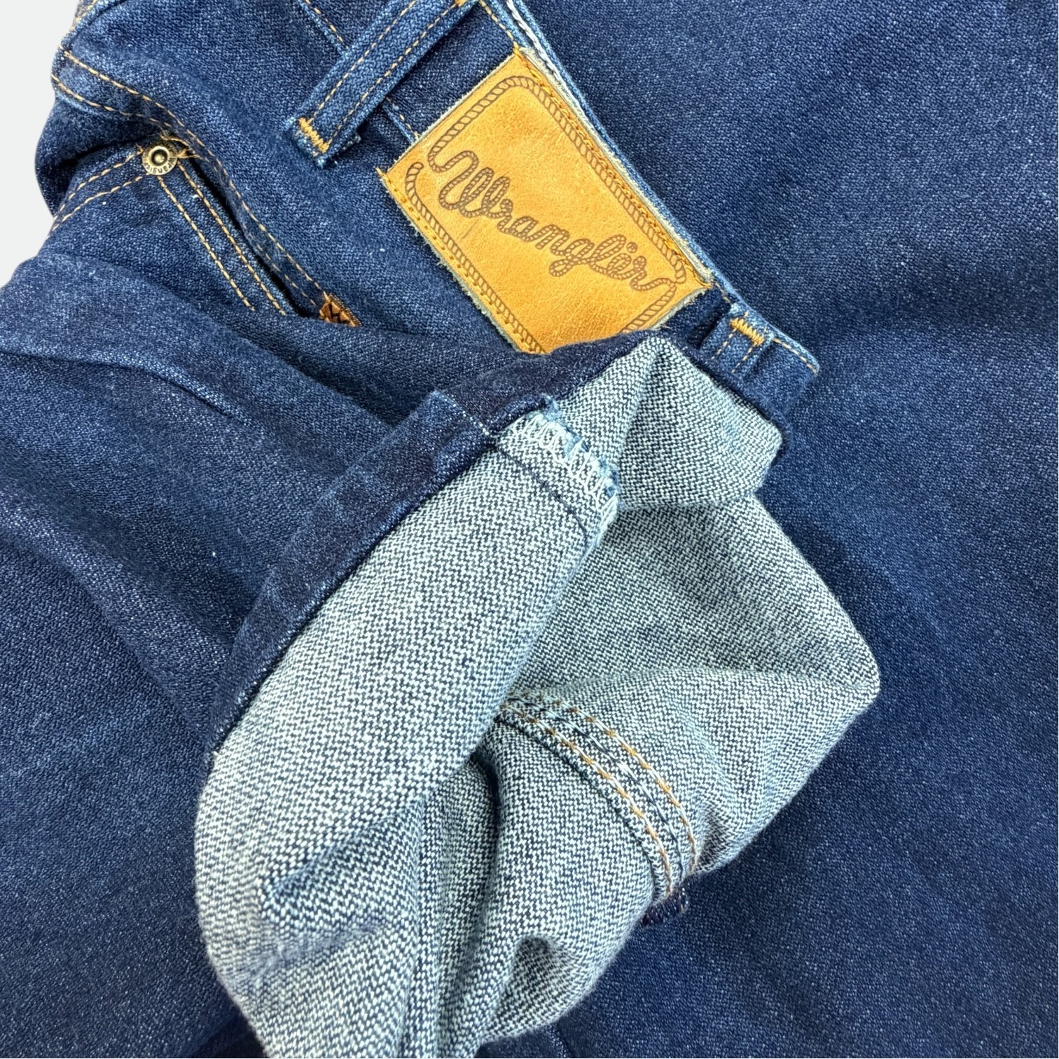 Vintage Wrangler USA Made Misses Full Fit 12 Jeans 80s Western Denim High Rise