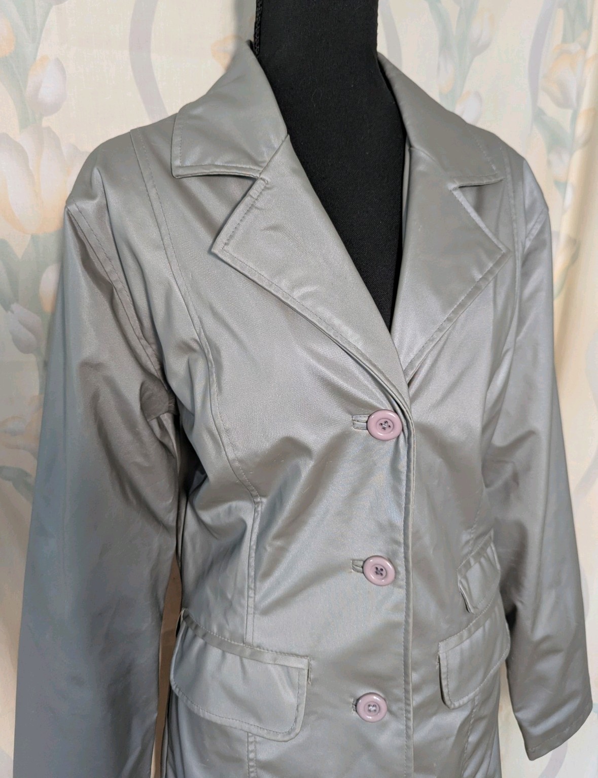 Vintage 70s/80s Learsi Women’s Silver PVC Trench Coat/Rain Jacket Size Small