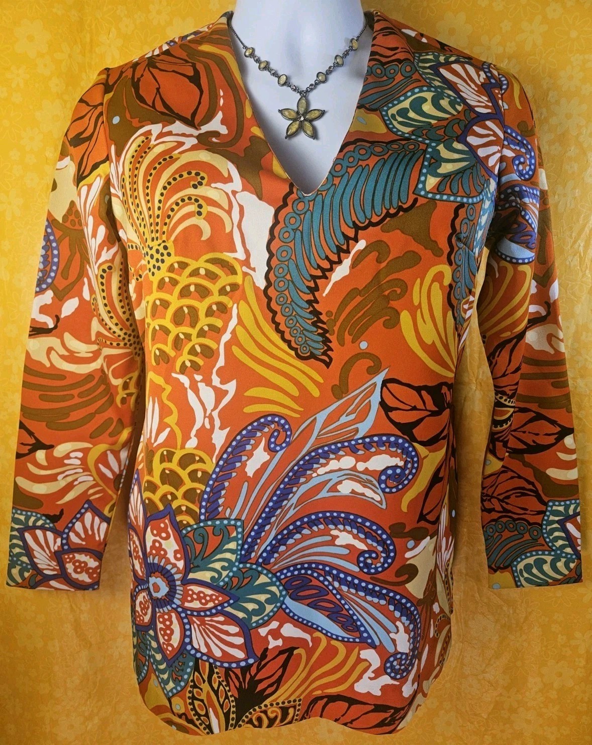 Vintage Concept 70’s Swirl Women’s Blouse (12) Necklace/Belt Not Included Groovy