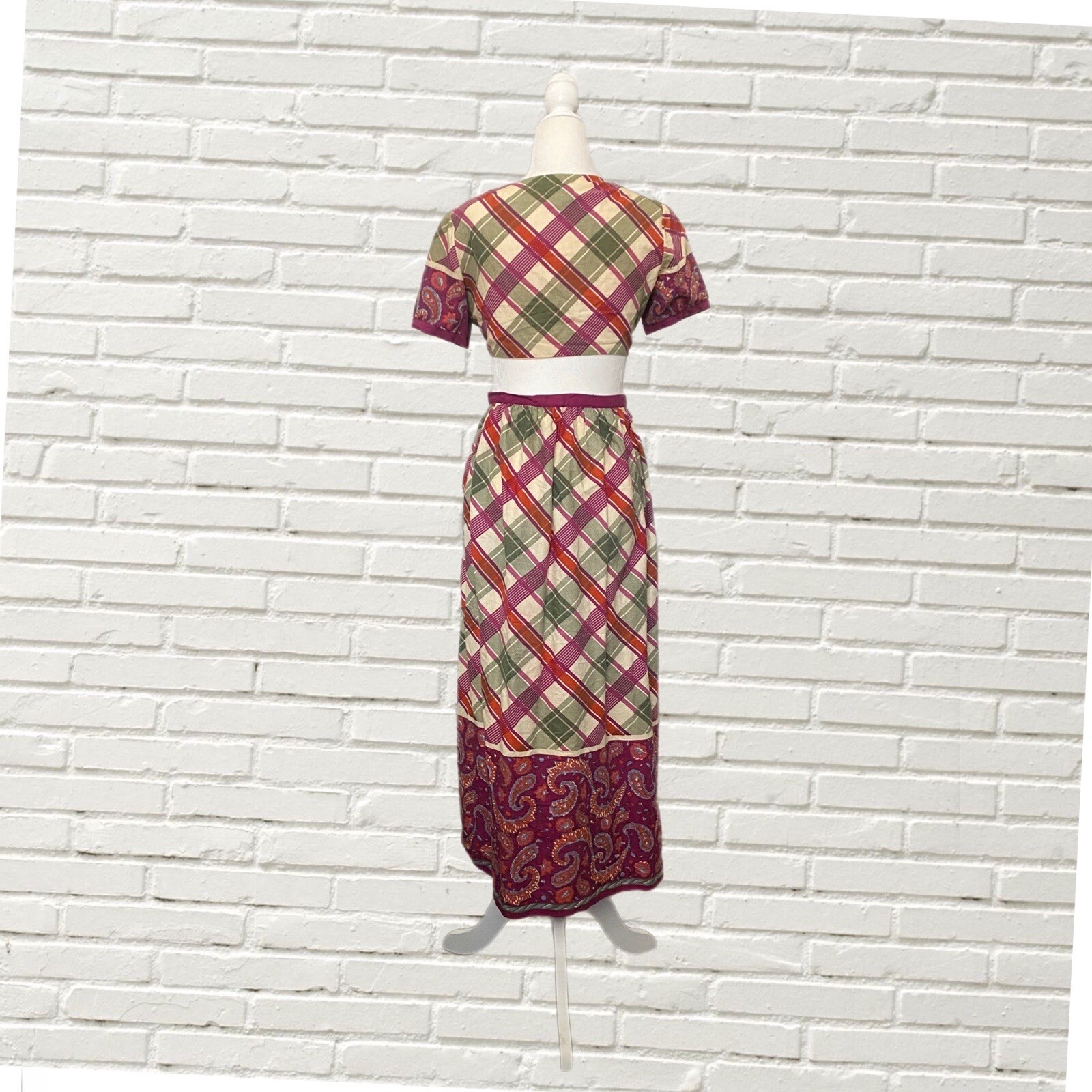Vintage 70s 3 Piece Set Cotton Crop Top Hot Shorts & Maxi Skirt Paisley Print