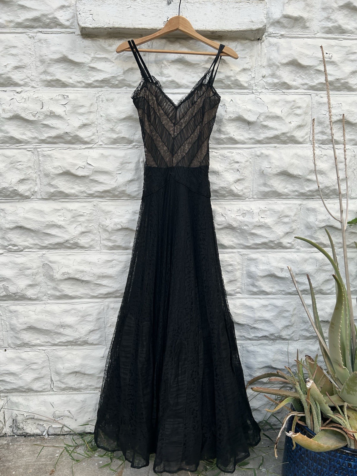 Vintage 1940’s Gown Women’s Black Lace Tutu Fit Flare Party Special Occasion